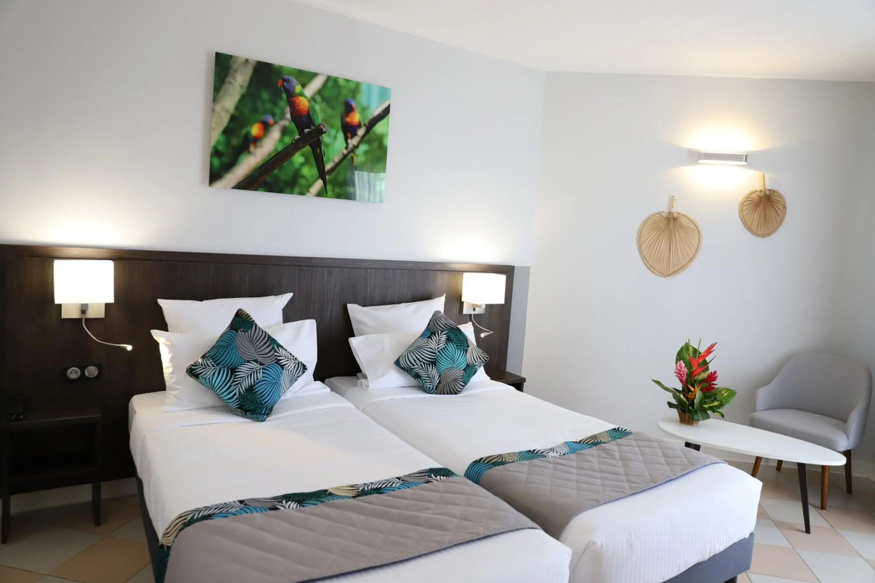 Bed in Hôtel Saint-Georges