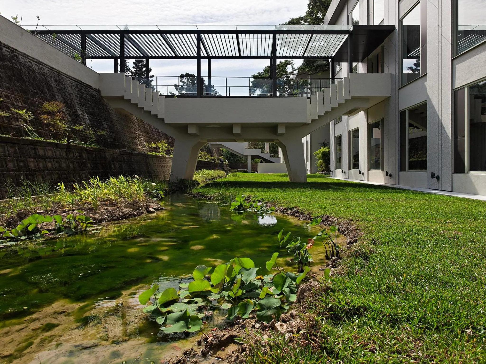 Property building in Gloria Manor