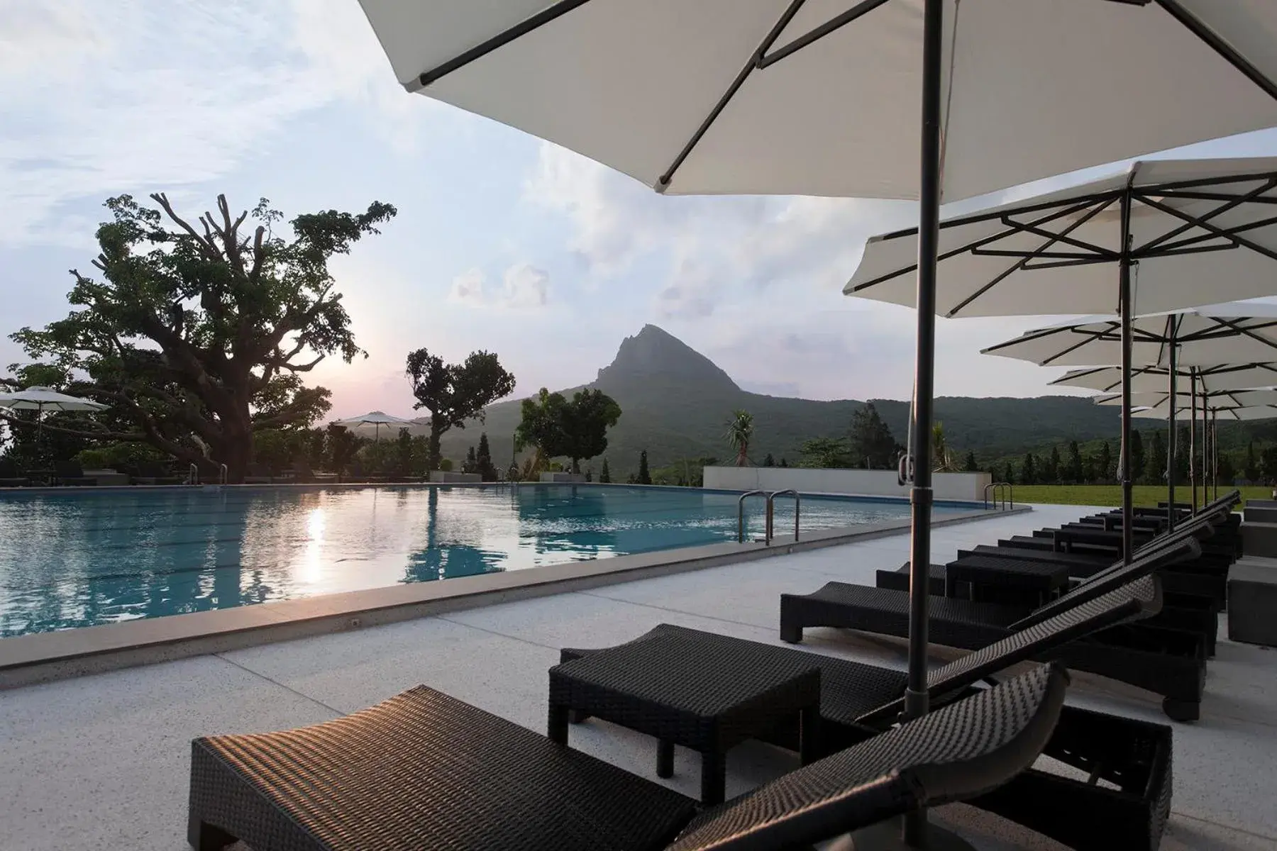 Swimming pool in Gloria Manor Swimming pool in Gloria Manor