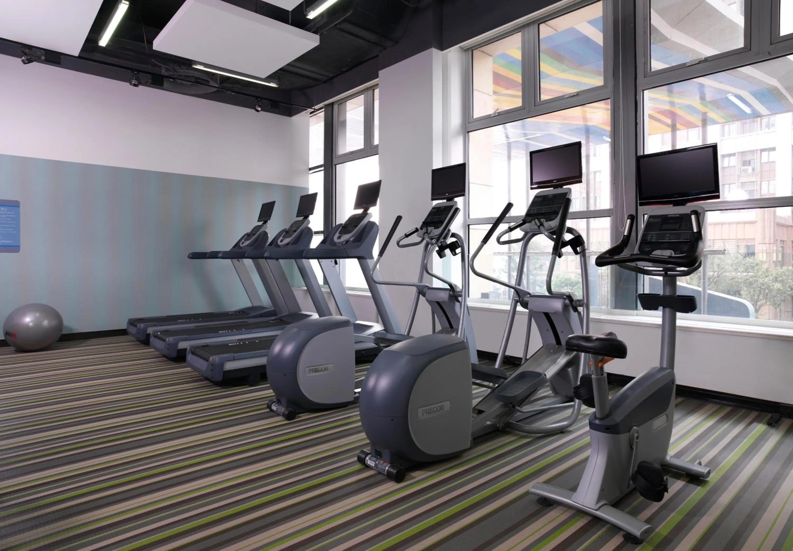 Fitness centre/facilities in Funiu Mountain Hotel