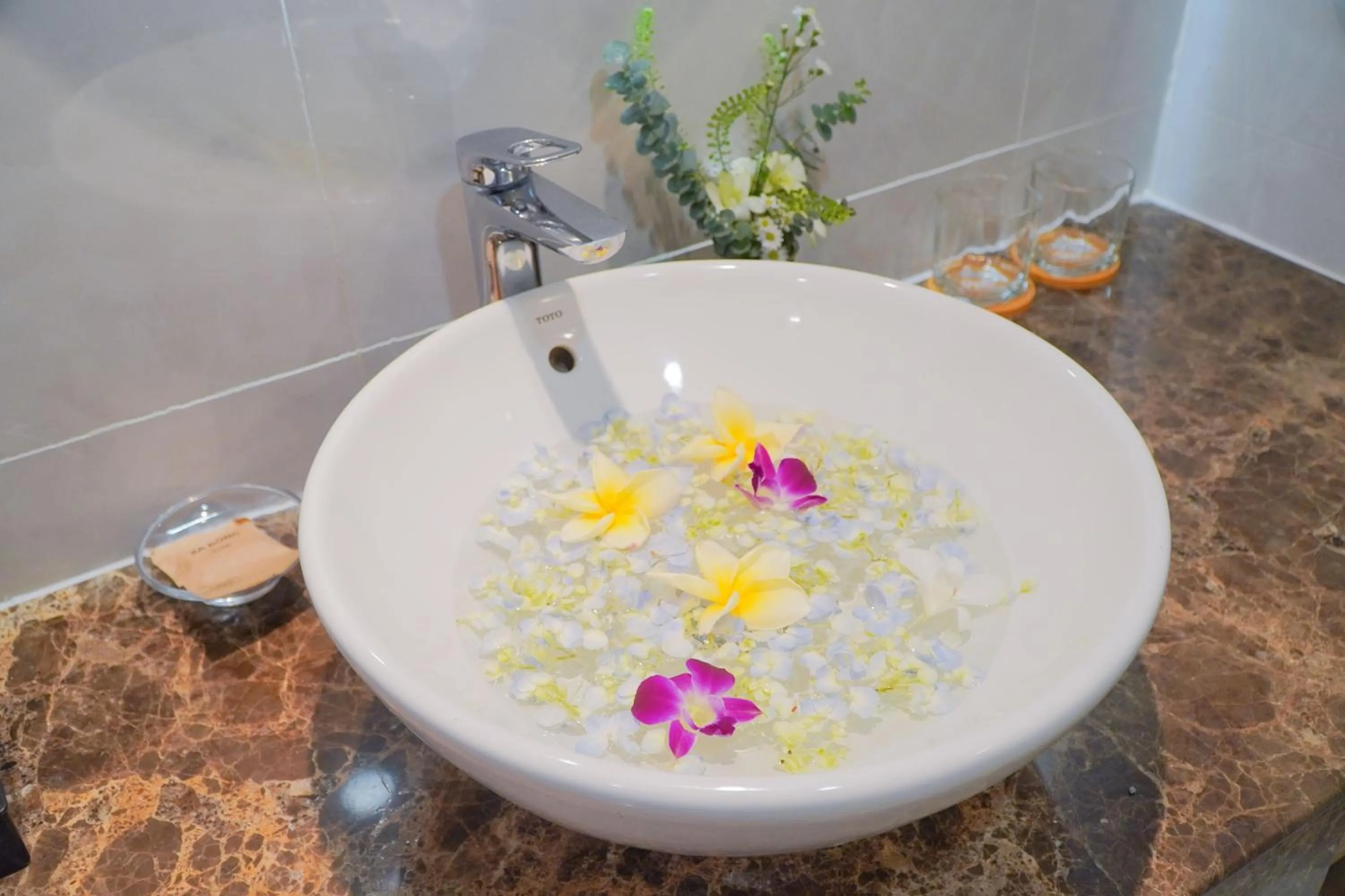 Shower in TTC Hotel Can Tho