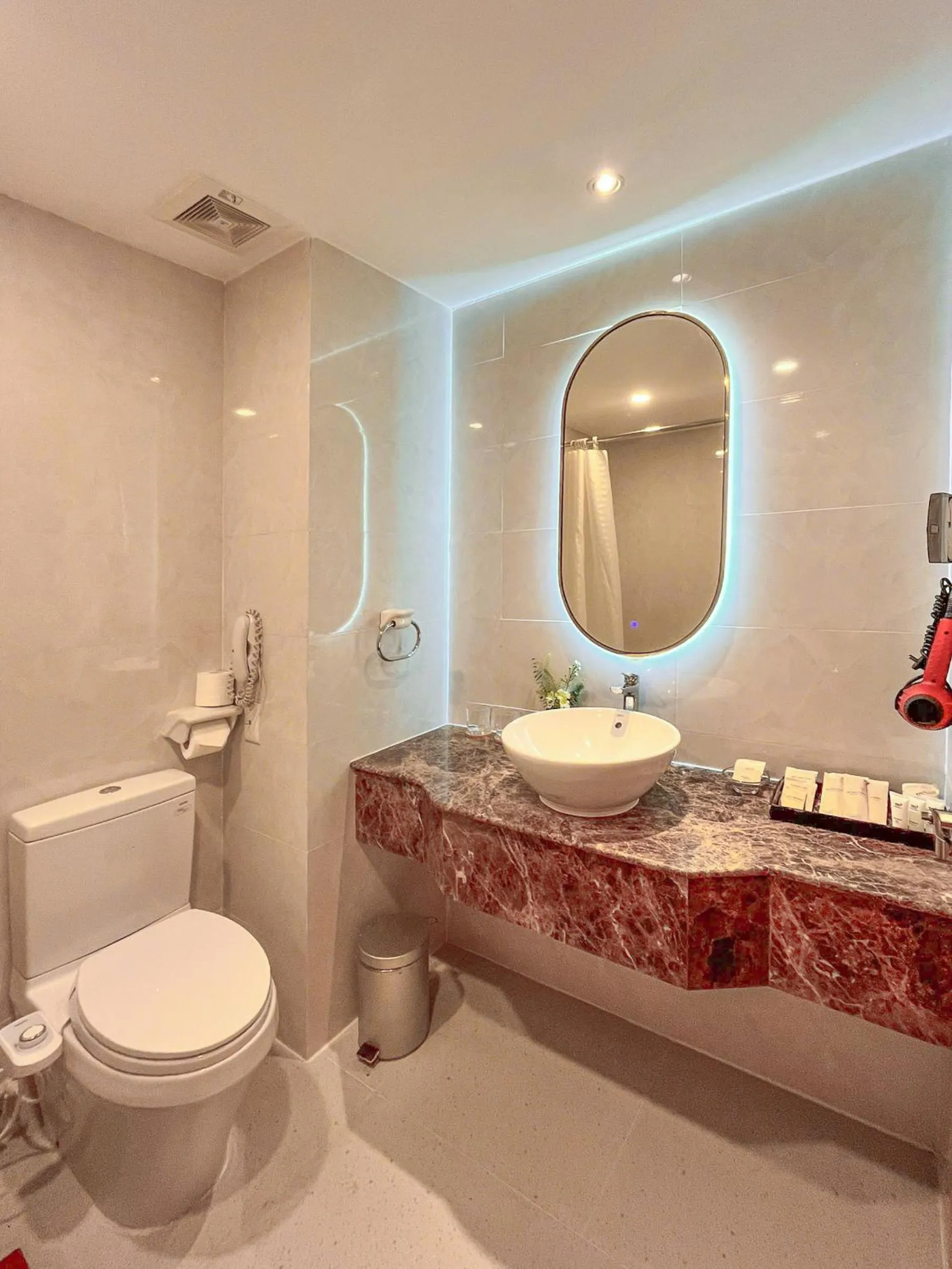 Toilet in TTC Hotel Can Tho