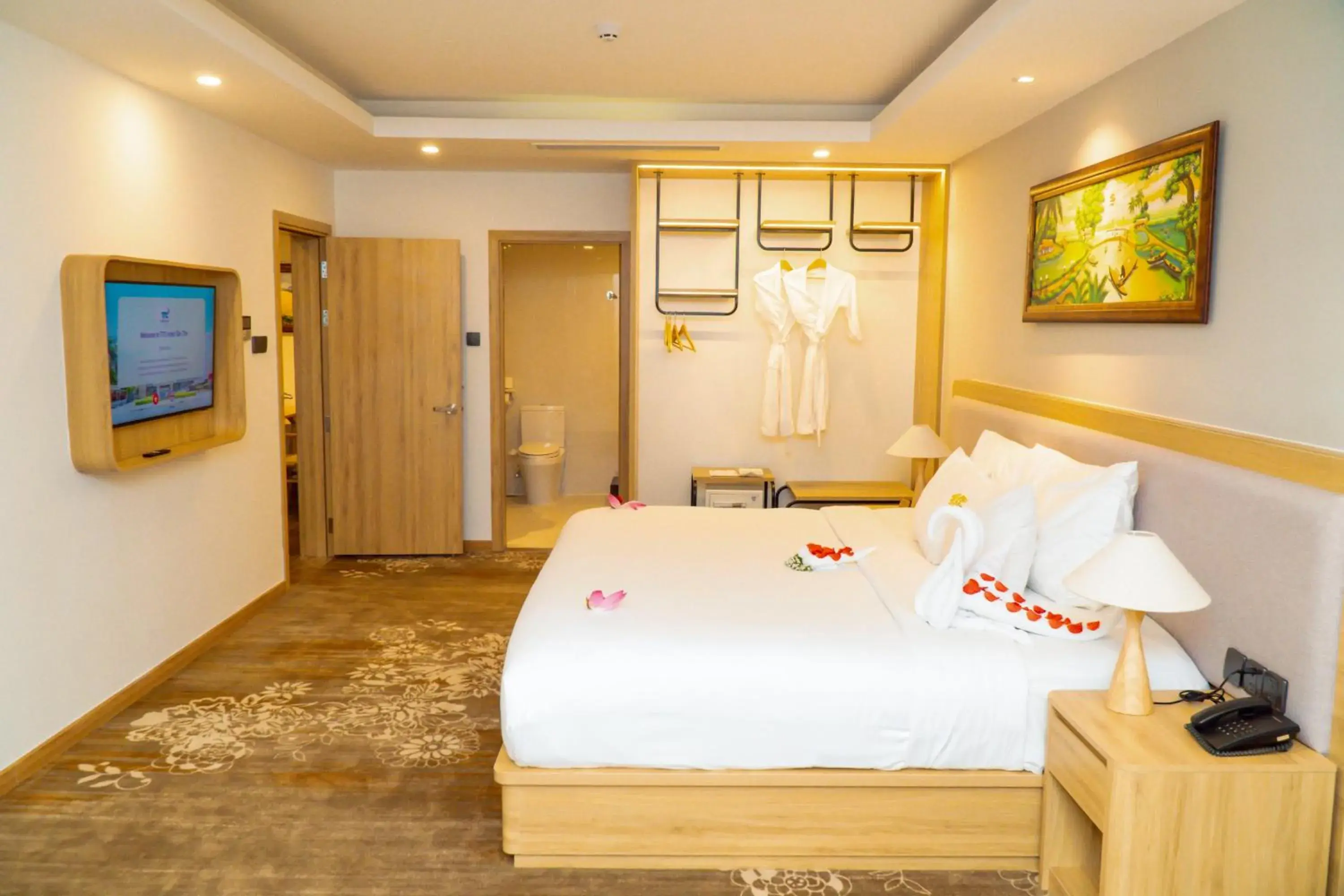 Bedroom, Bed in TTC Hotel Can Tho Bedroom, Bed in TTC Hotel Can Tho