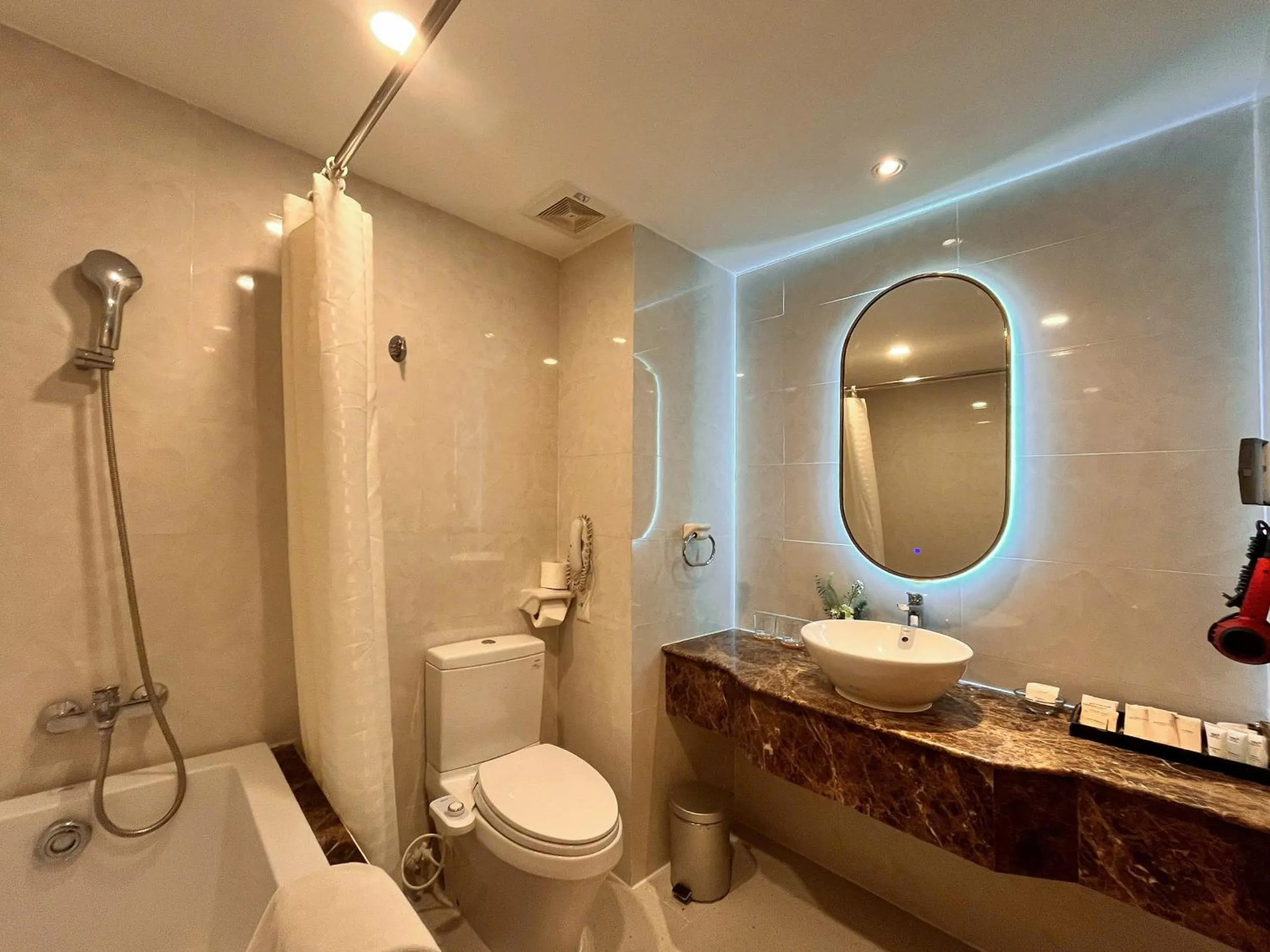 Toilet in TTC Hotel Can Tho