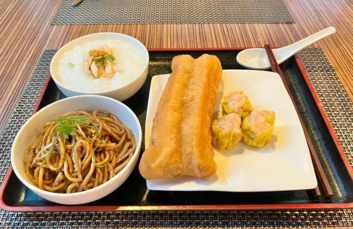 Restaurant/places to eat in ibis Hong Kong North Point