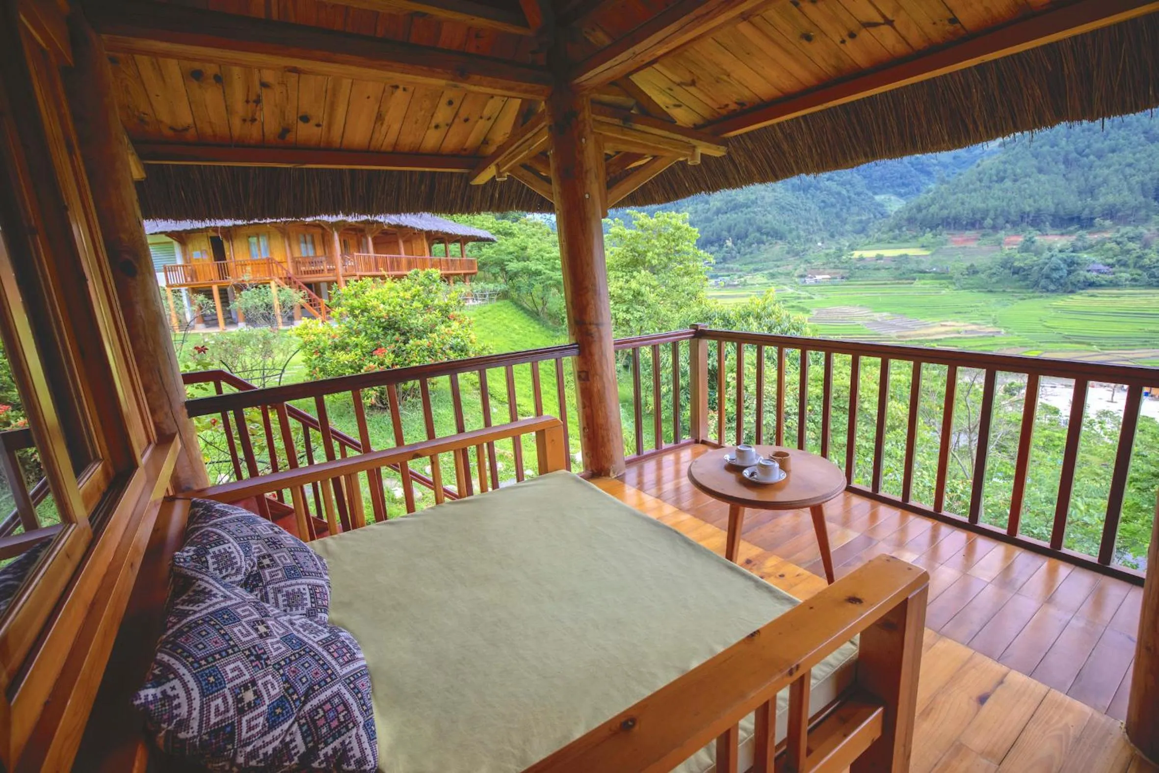 Balcony/Terrace in Le Champ Tu Le