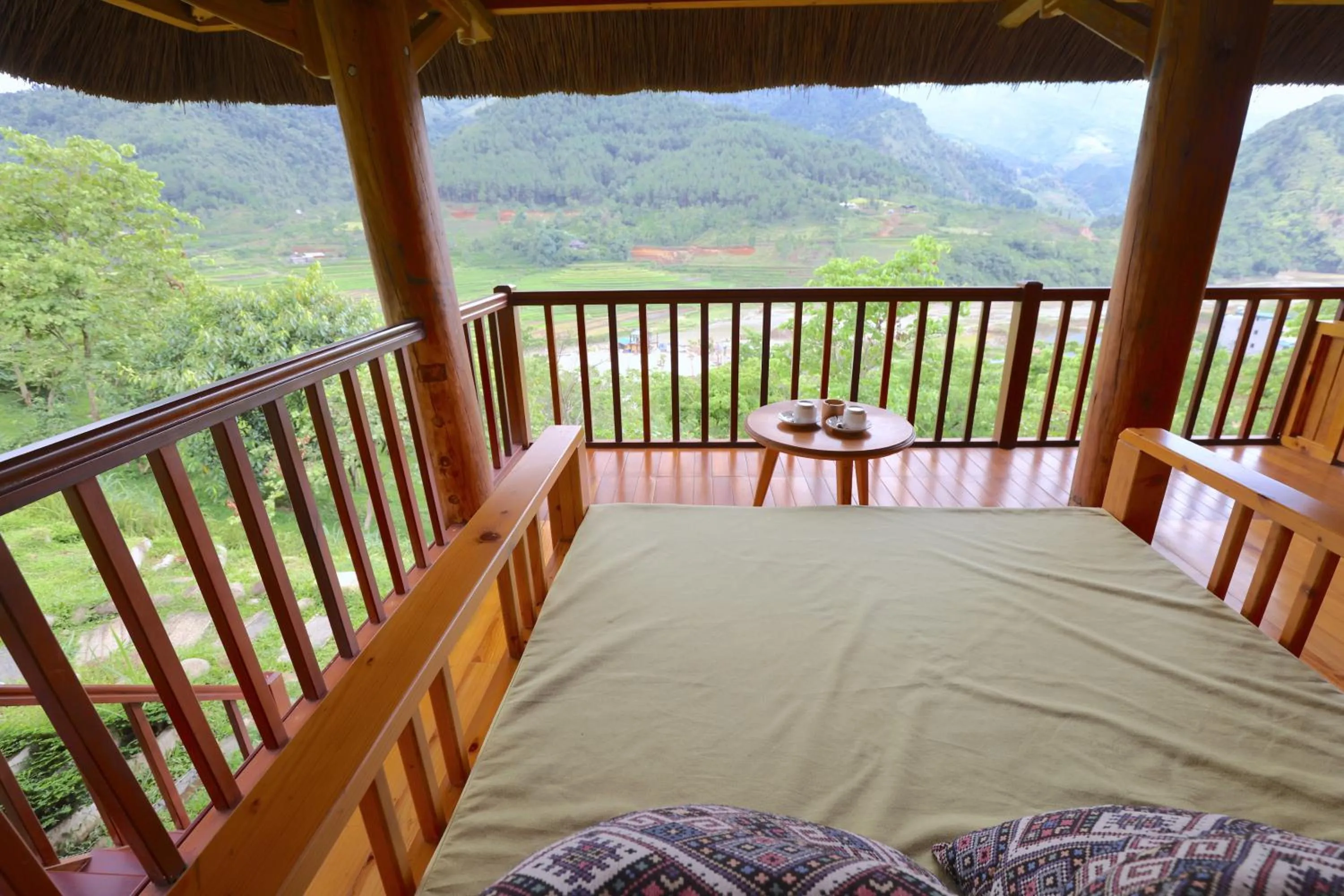 Balcony/Terrace, Bed in Le Champ Tu Le