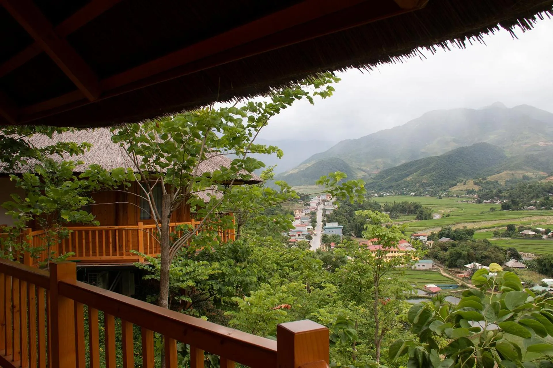 Garden view in Le Champ Tu Le