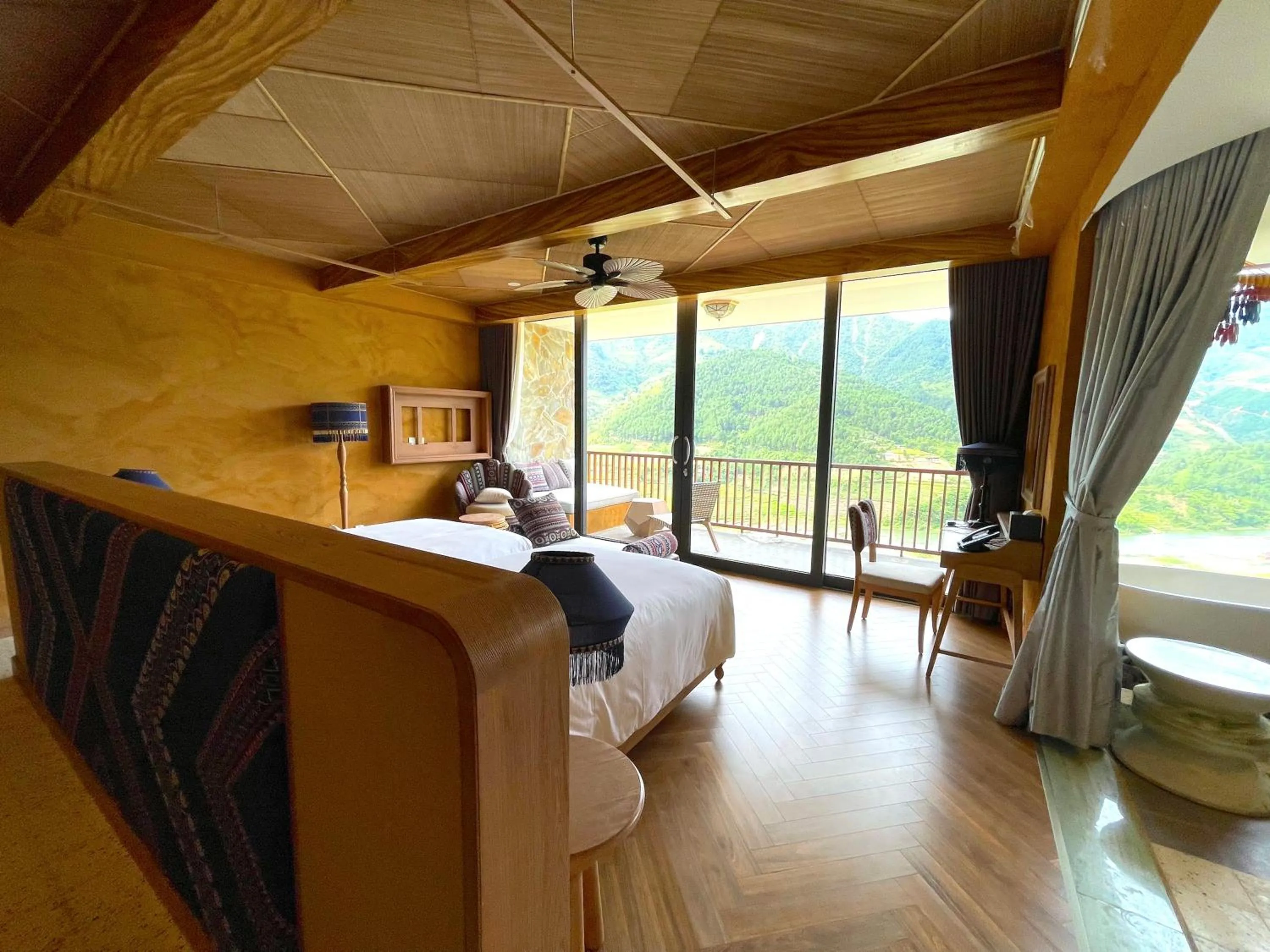 View (from property/room), Bed in Le Champ Tu Le