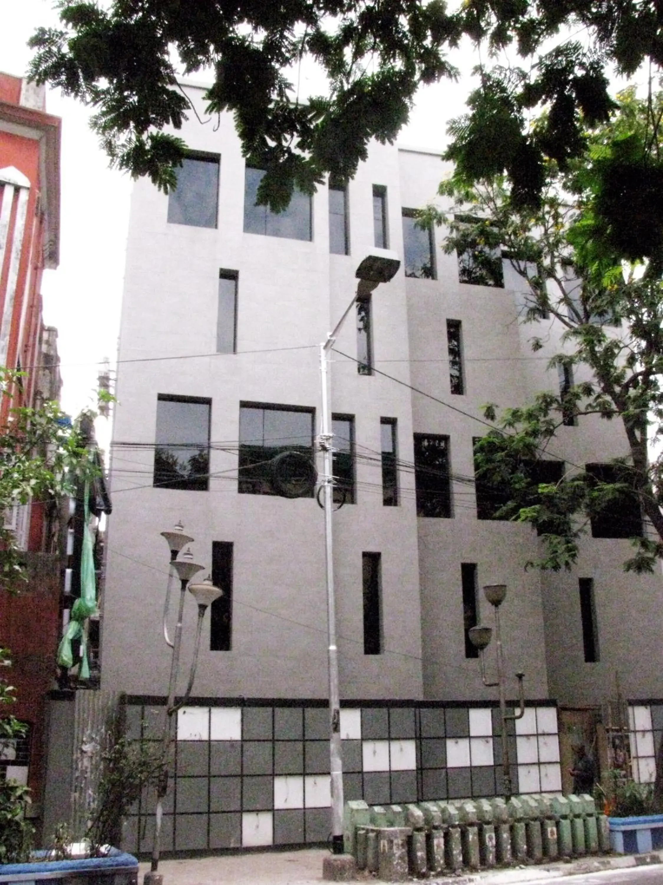 Facade/entrance in Hotel Aston International Facade/entrance in Hotel Aston International