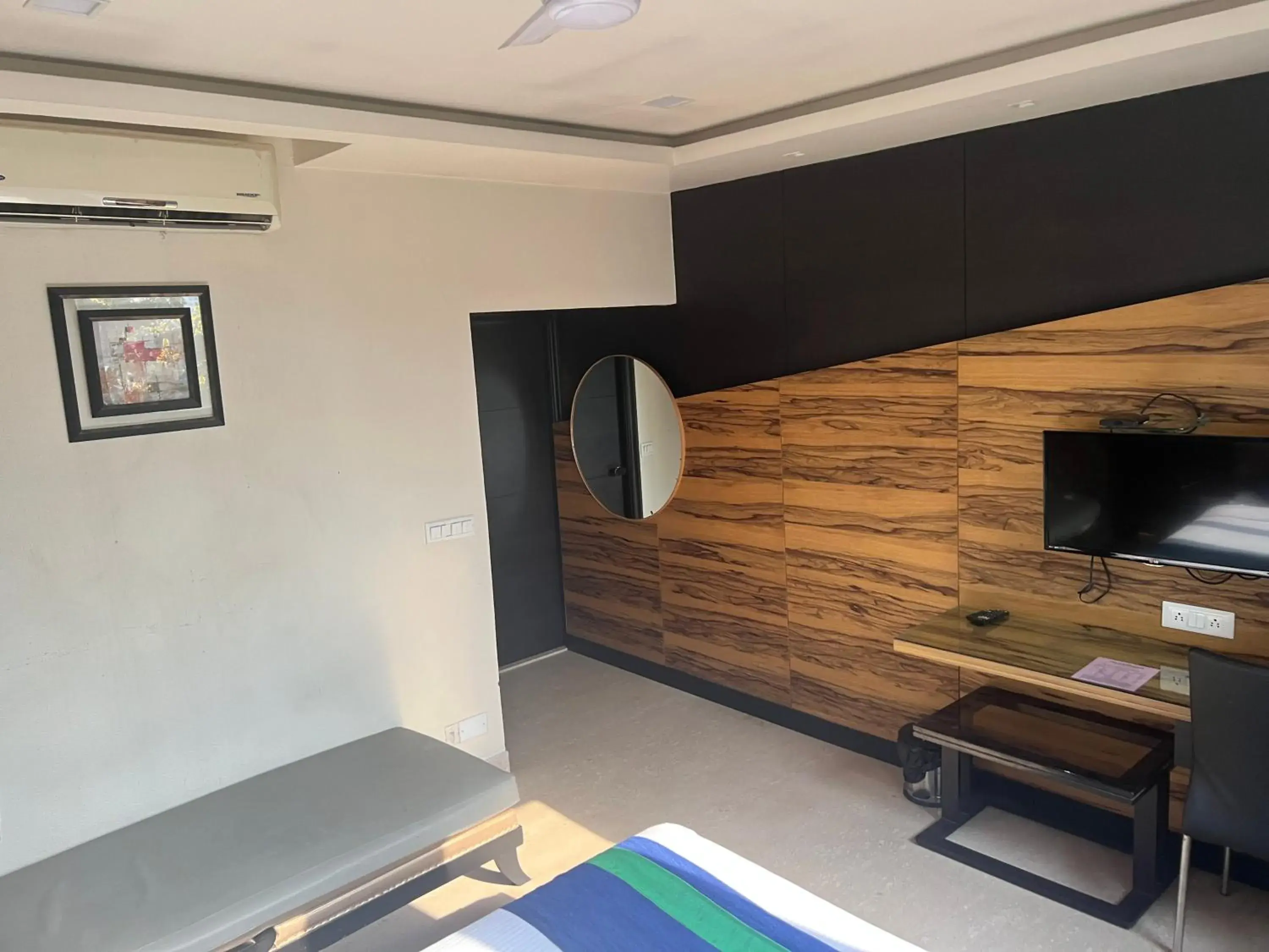 TV and multimedia in Hotel Aston International TV and multimedia in Hotel Aston International