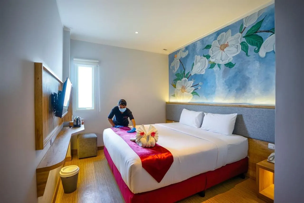 Bed in Kaloka Airport Hotel