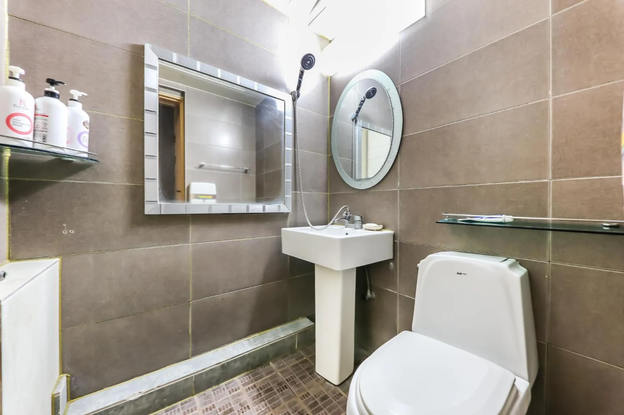 Manhatan Hotel 청주