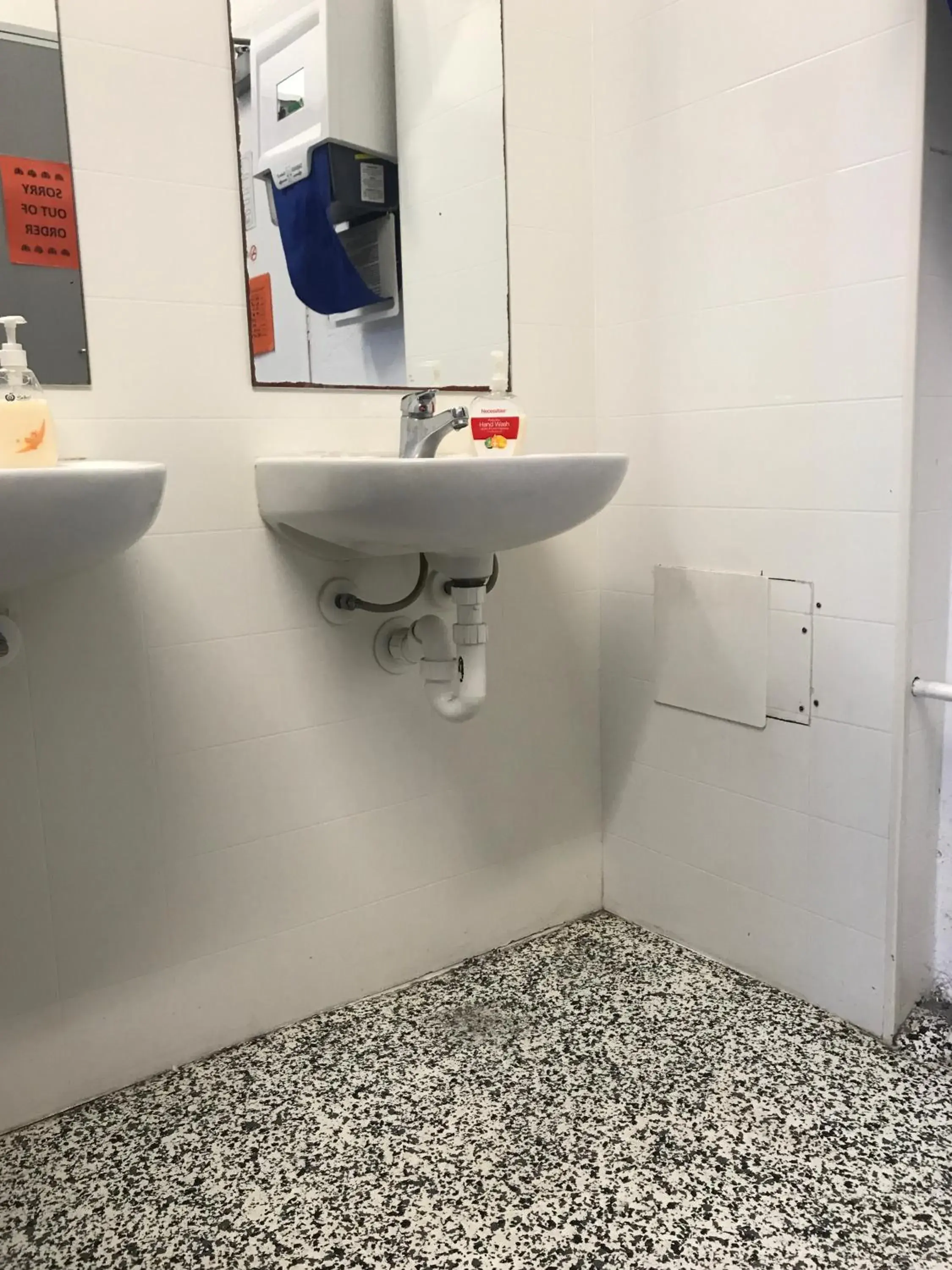 Bathroom in Jailhouse Accommodation