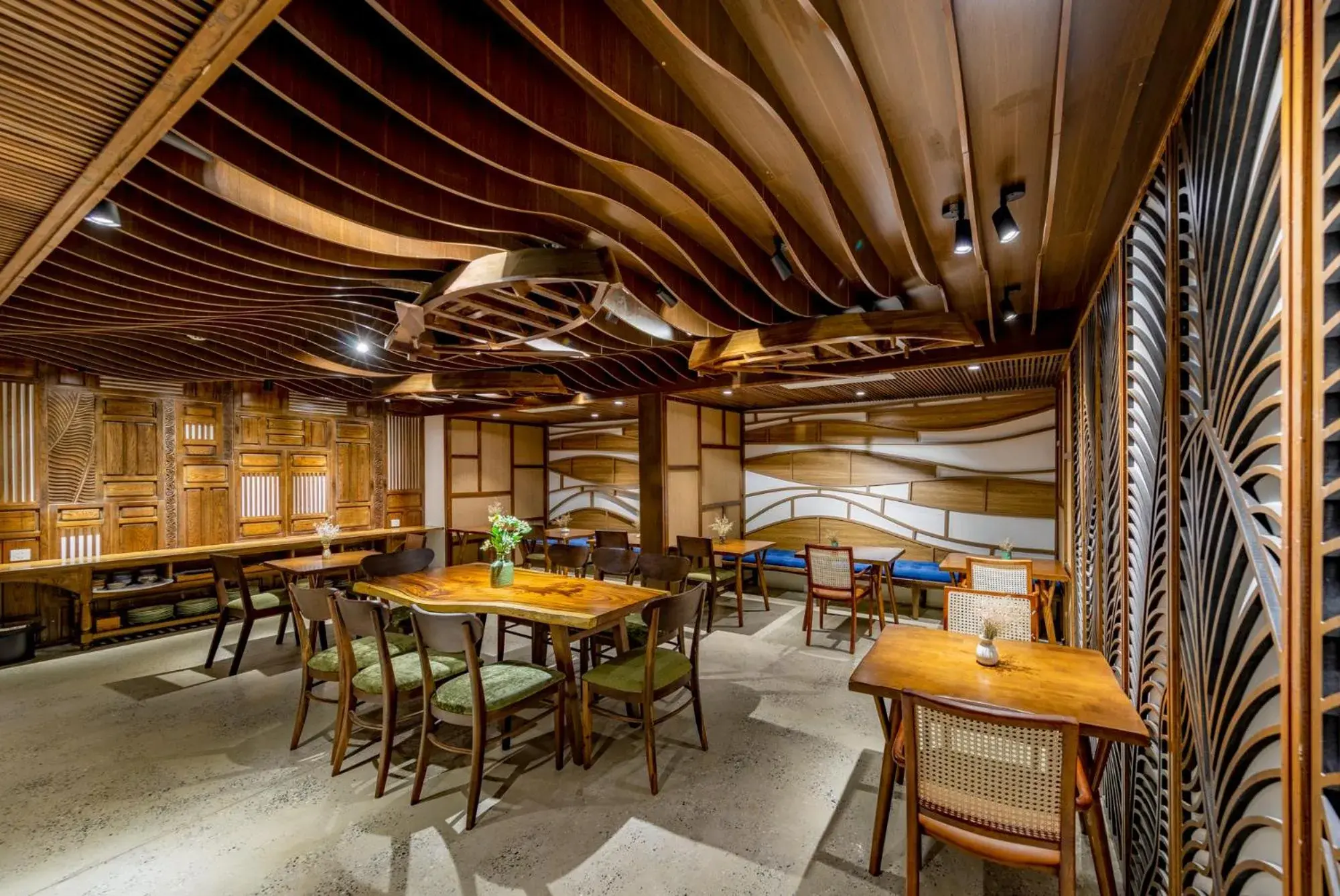 Restaurant/places to eat in Minh Boutique Restaurant/places to eat in Minh Boutique