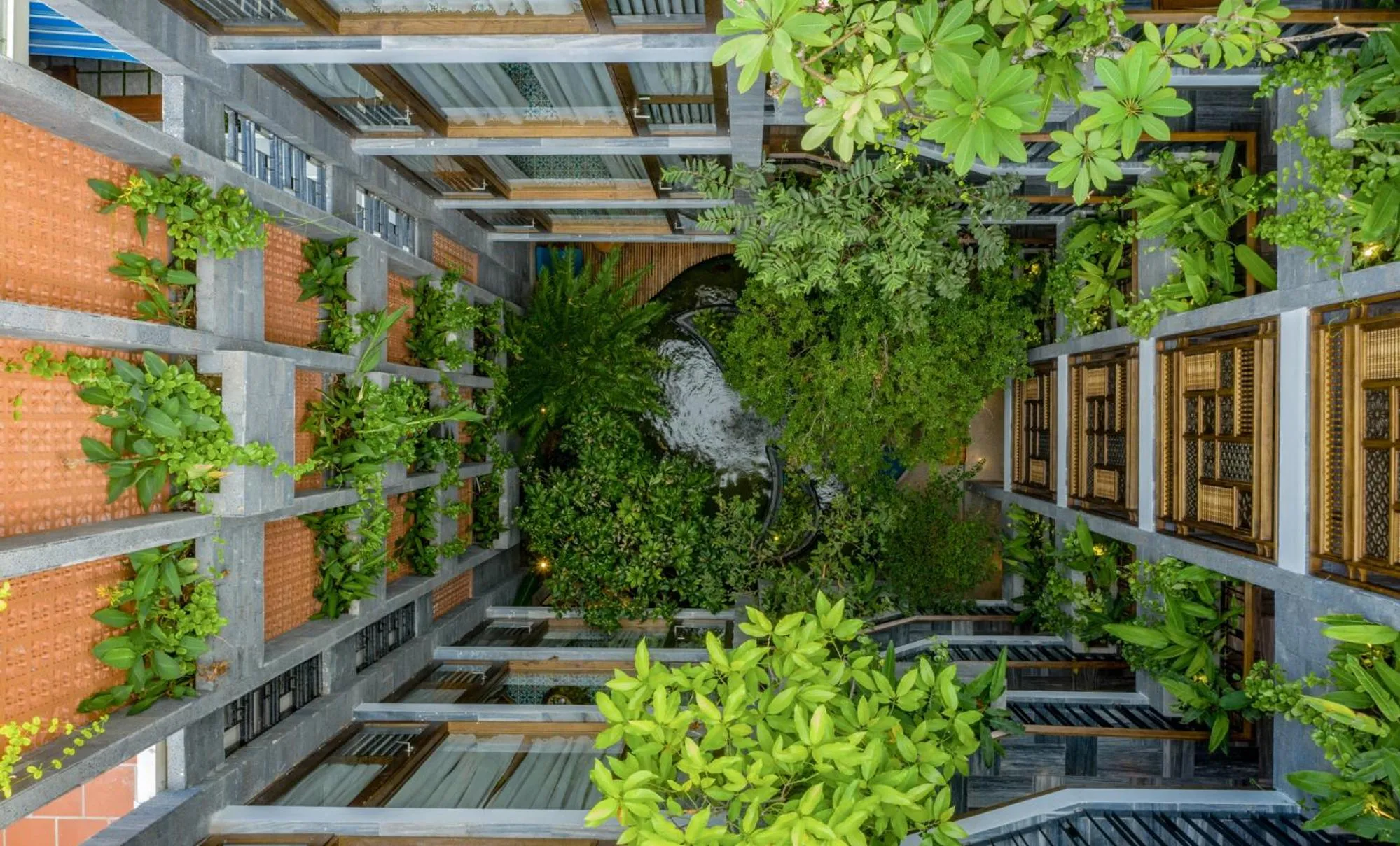 Property building in Minh Boutique