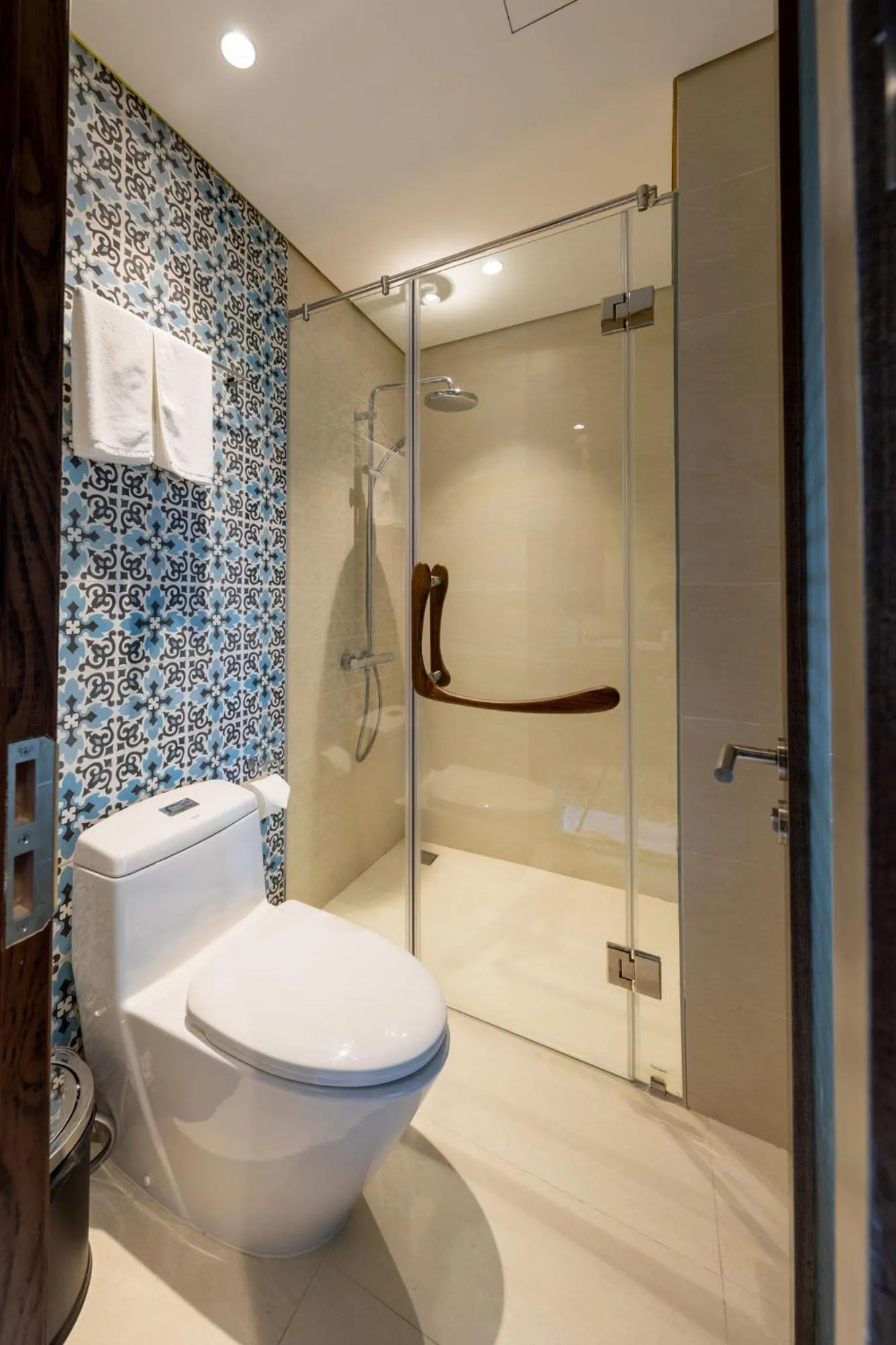 Toilet in Minh Boutique