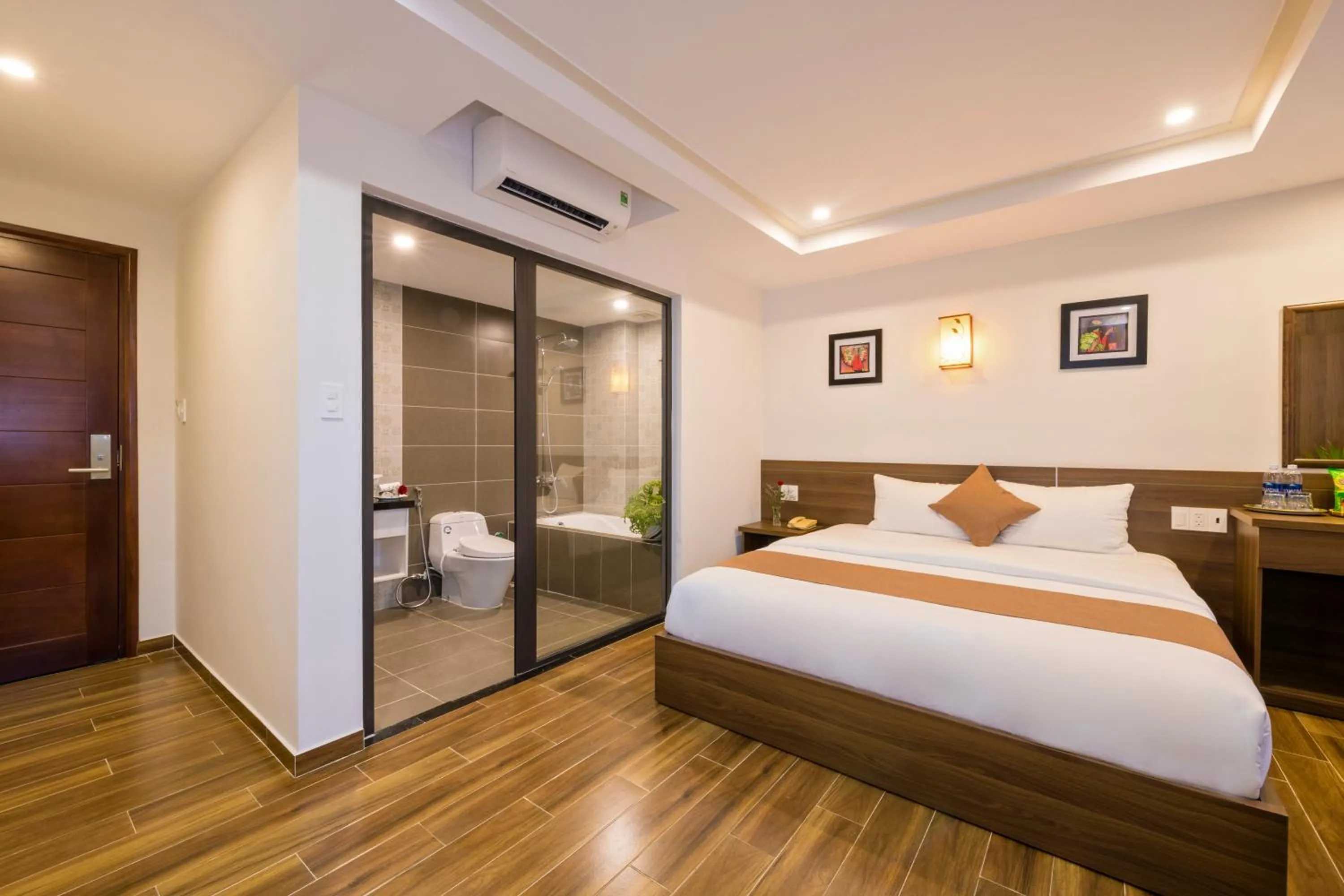 Photo of the whole room, Bed in Brother Villa Hoi An