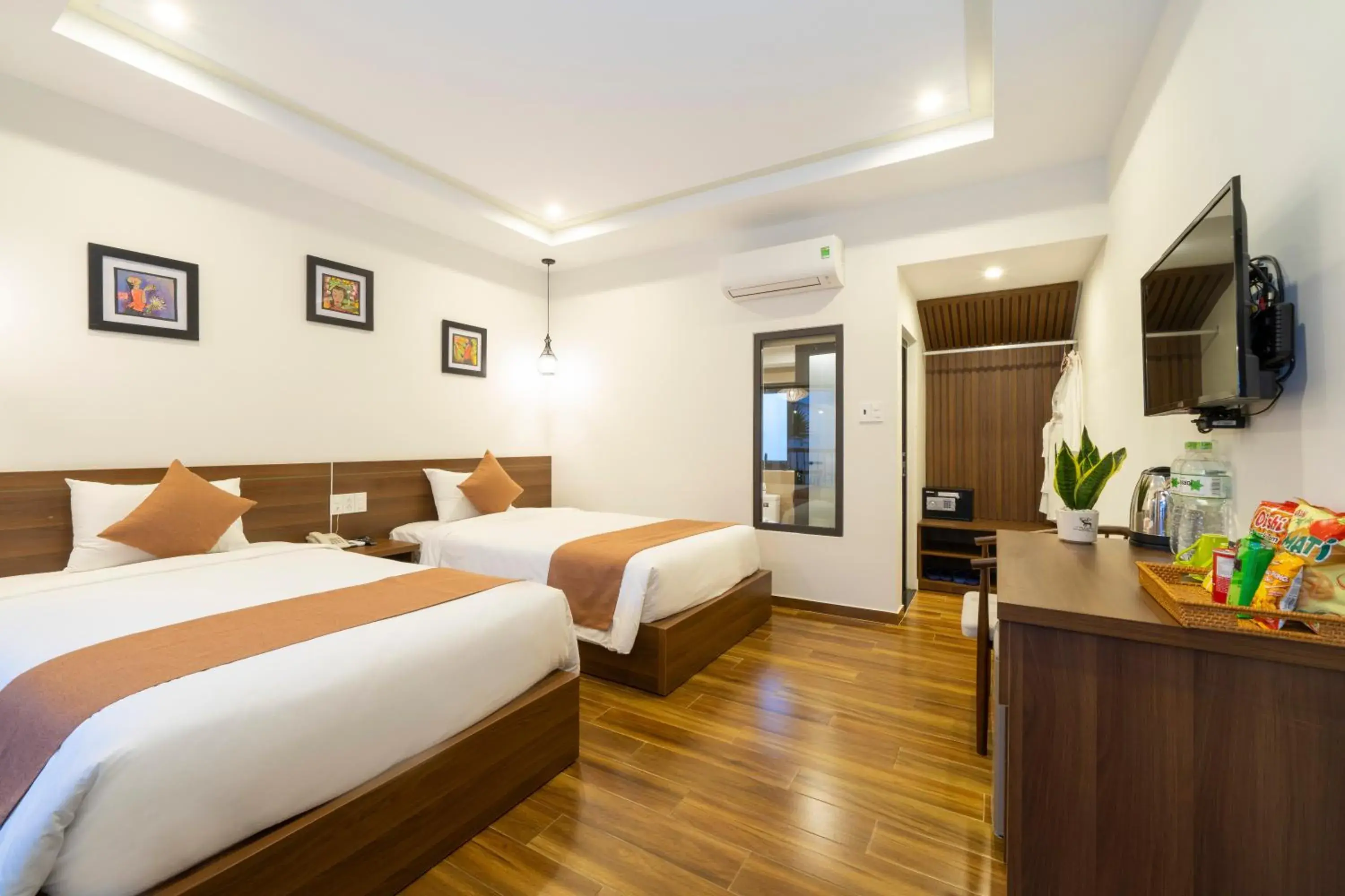 Photo of the whole room, Bed in Brother Villa Hoi An Photo of the whole room, Bed in Brother Villa Hoi An