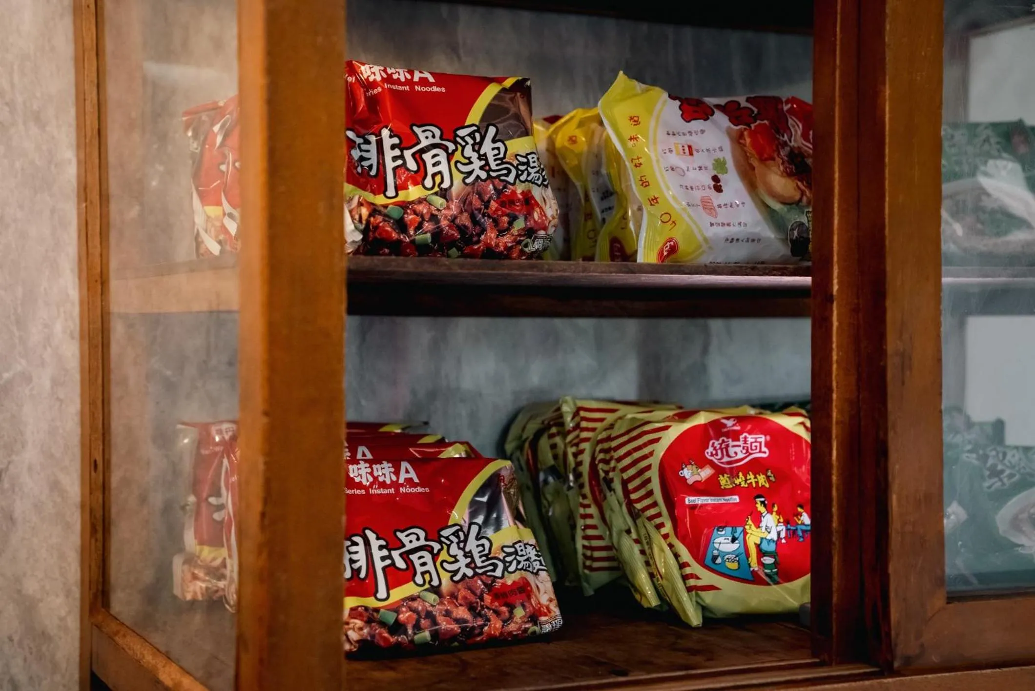 Restaurant/places to eat in East Coast Hotel