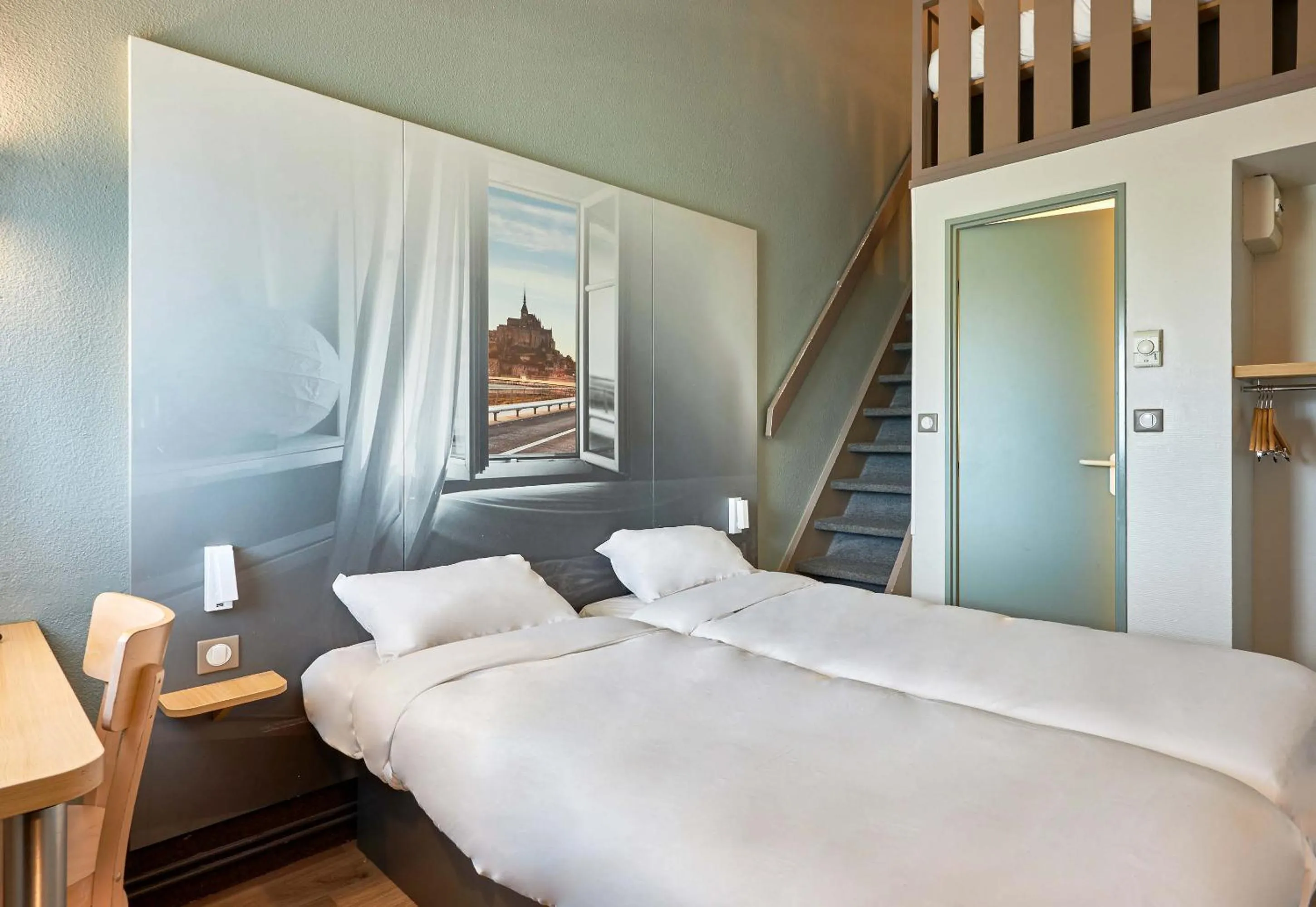 Bedroom, Bed in B&B HOTEL AVRANCHES Baie du Mont St-Michel