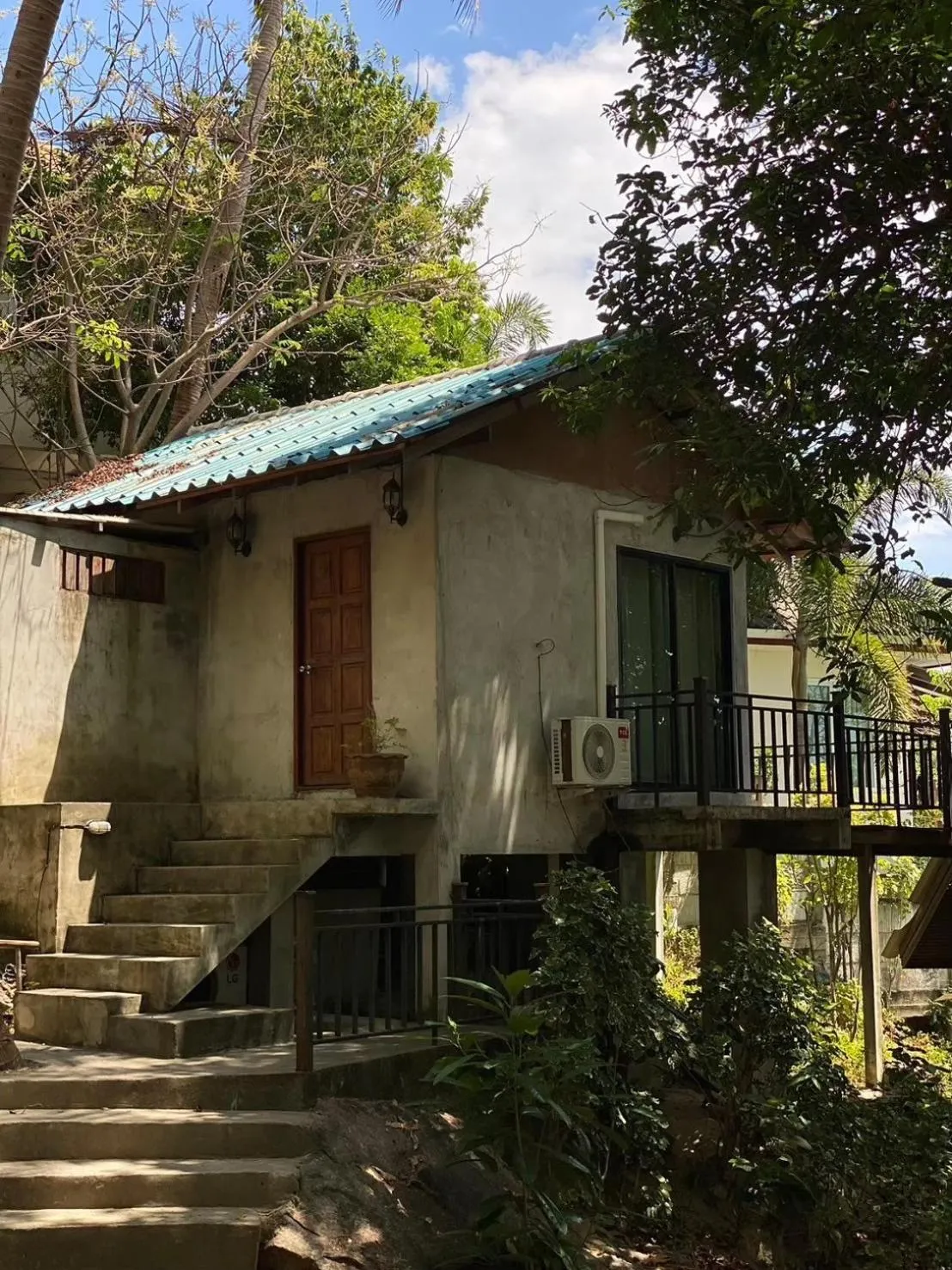 Property building in P.D. Beach Resort