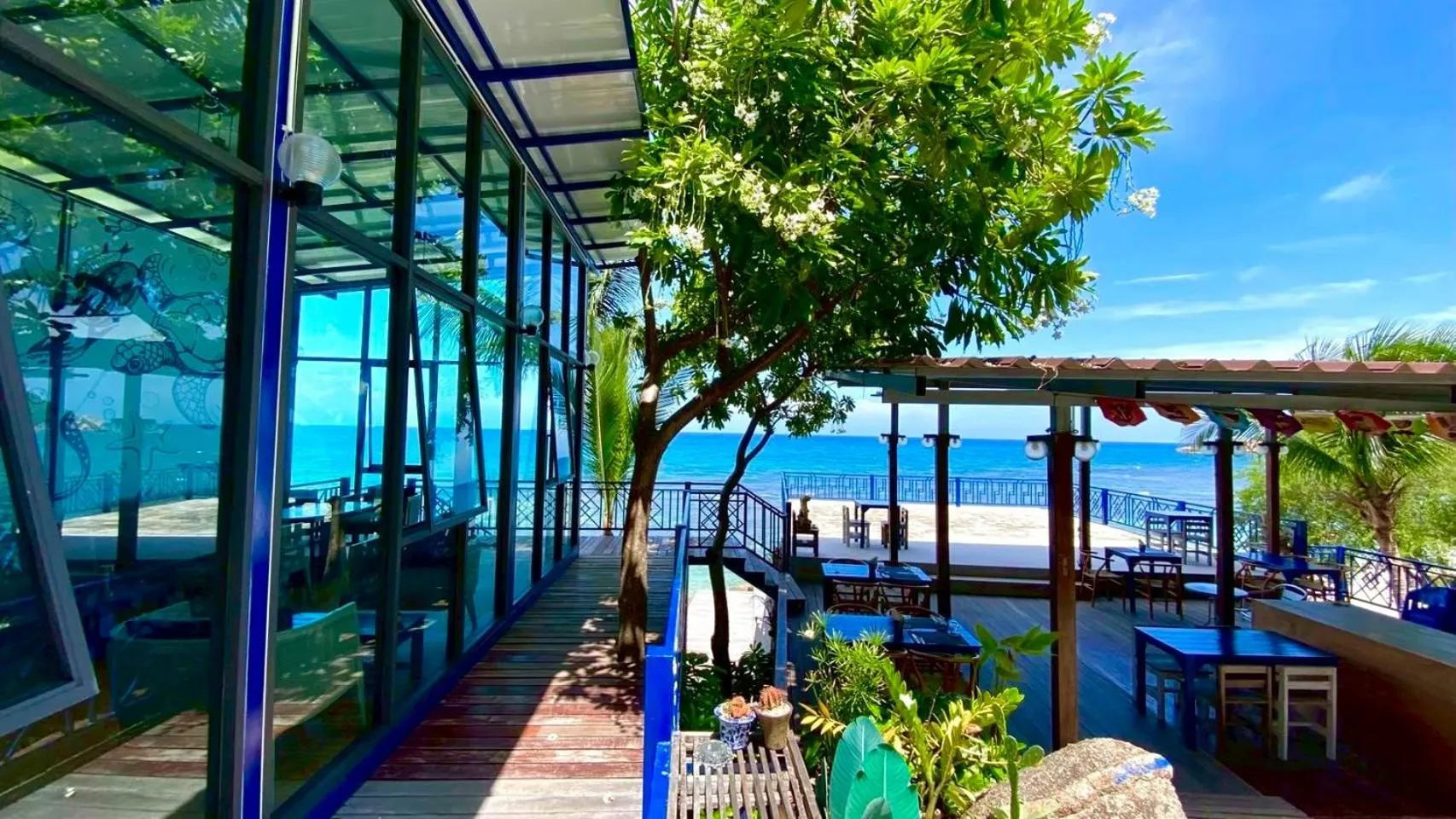 Restaurant/places to eat in P.D. Beach Resort