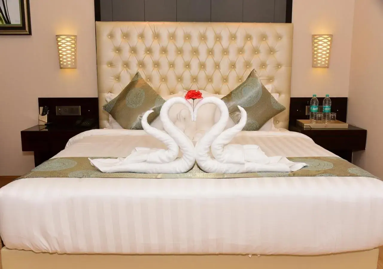 Bedroom, Bed in OM Clarks Inn Raebareli Bedroom, Bed in OM Clarks Inn Raebareli