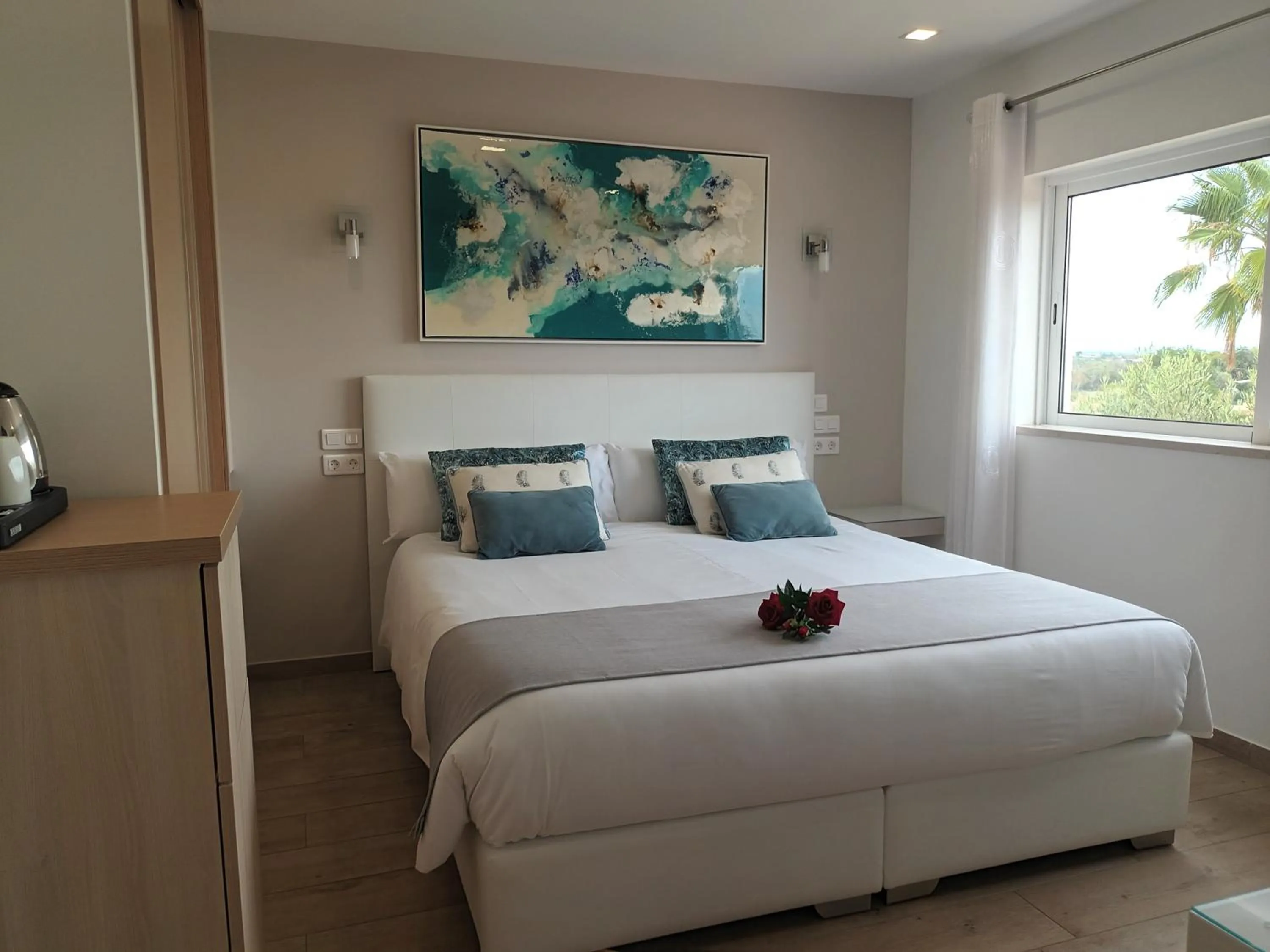 Bedroom, Bed in VILLA L'ESTAQUE