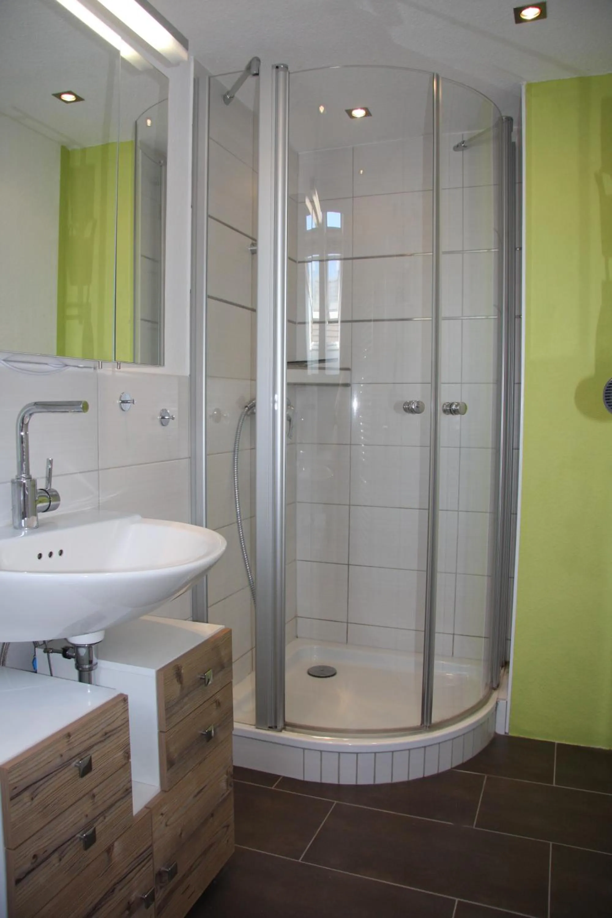 Shower in Ferienwohnung Nordlicht Laboe