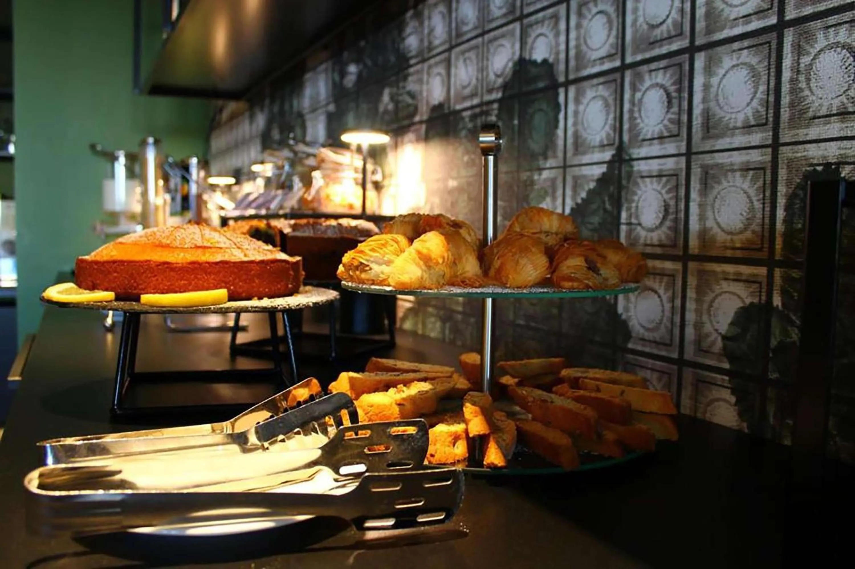 Breakfast in Best Western Plus Dimora del Monaco