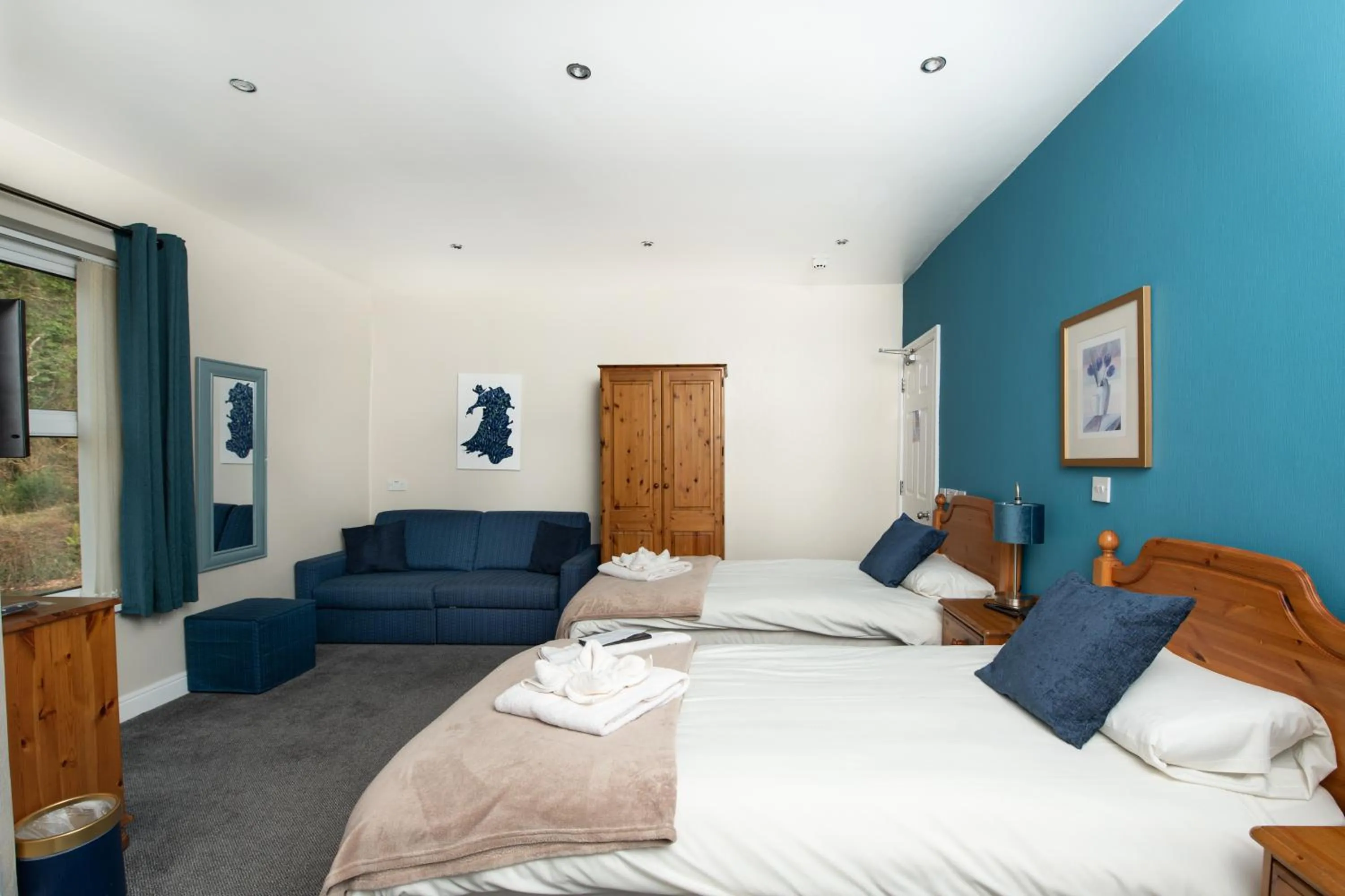 Bed in Tyn-y-Coed Inn