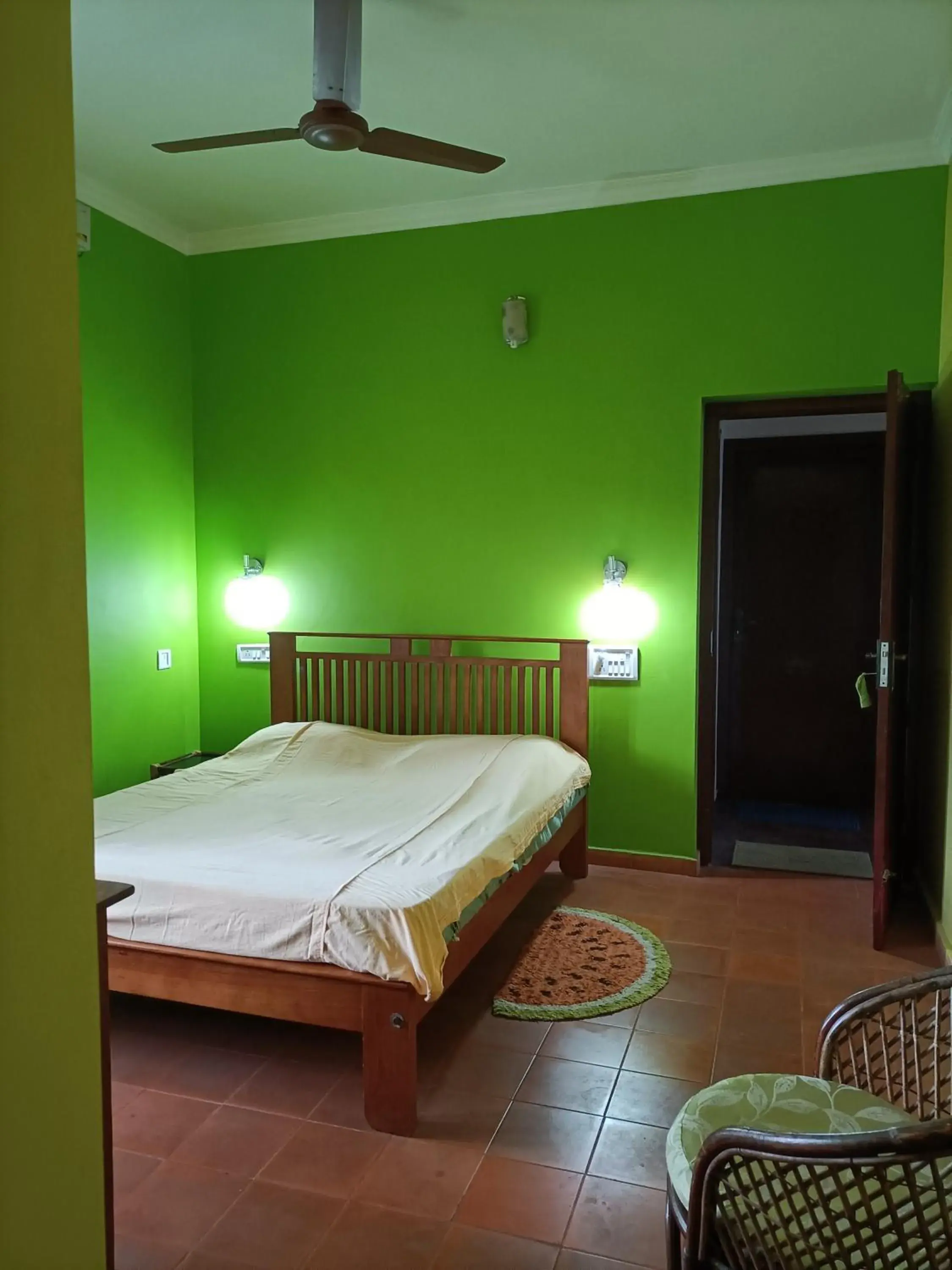 Deluxe Double Room in Kadalamma Beach Homestay Deluxe Double Room in Kadalamma Beach Homestay