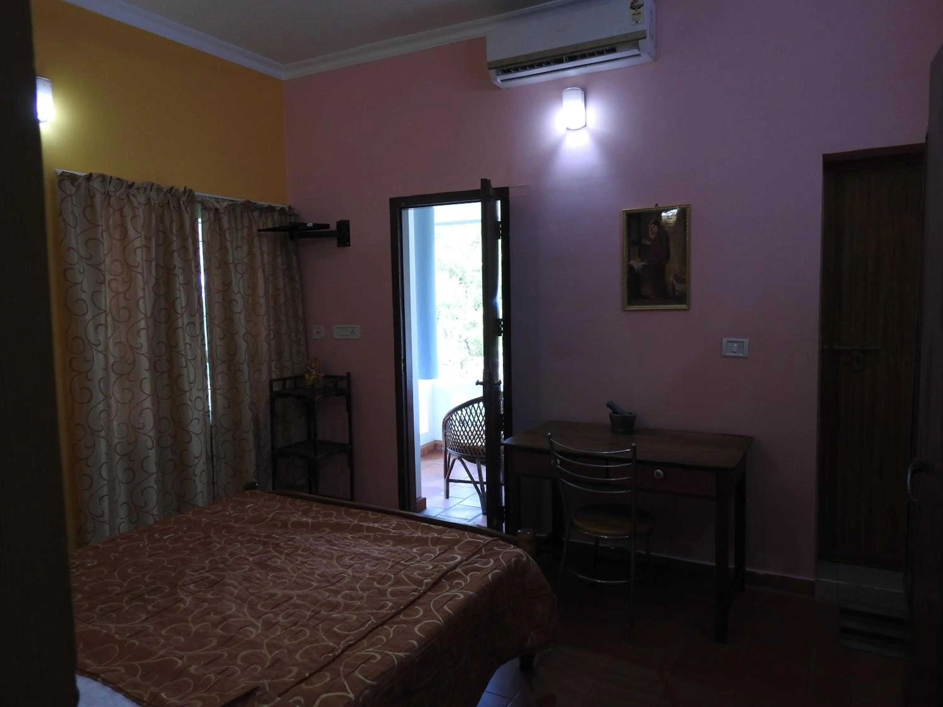 Bed in Kadalamma Beach Homestay