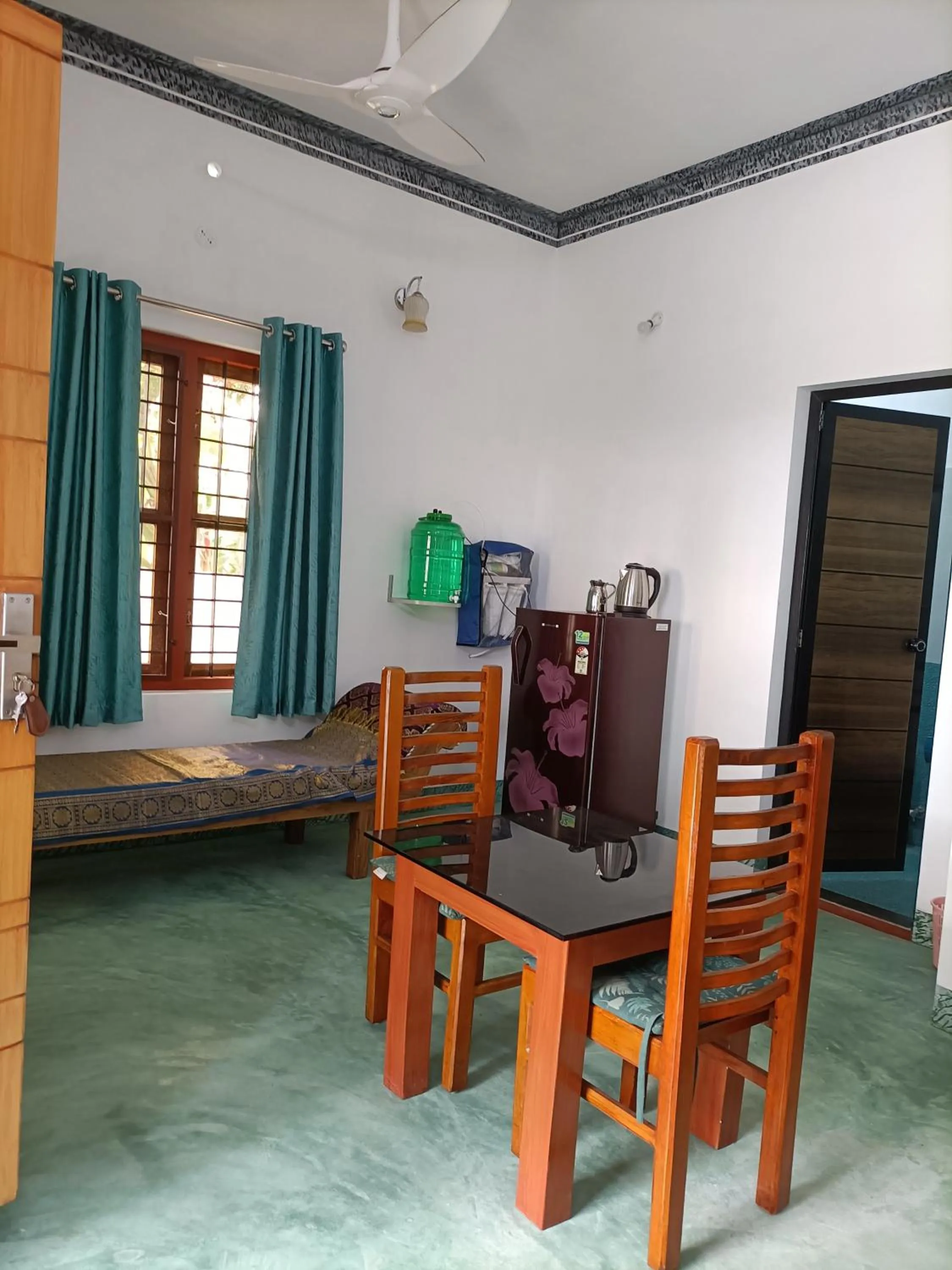 Kadalamma Beach Homestay