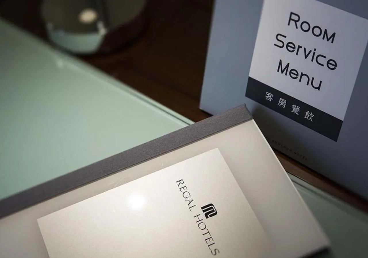 Decorative detail in Regal Kowloon Hotel