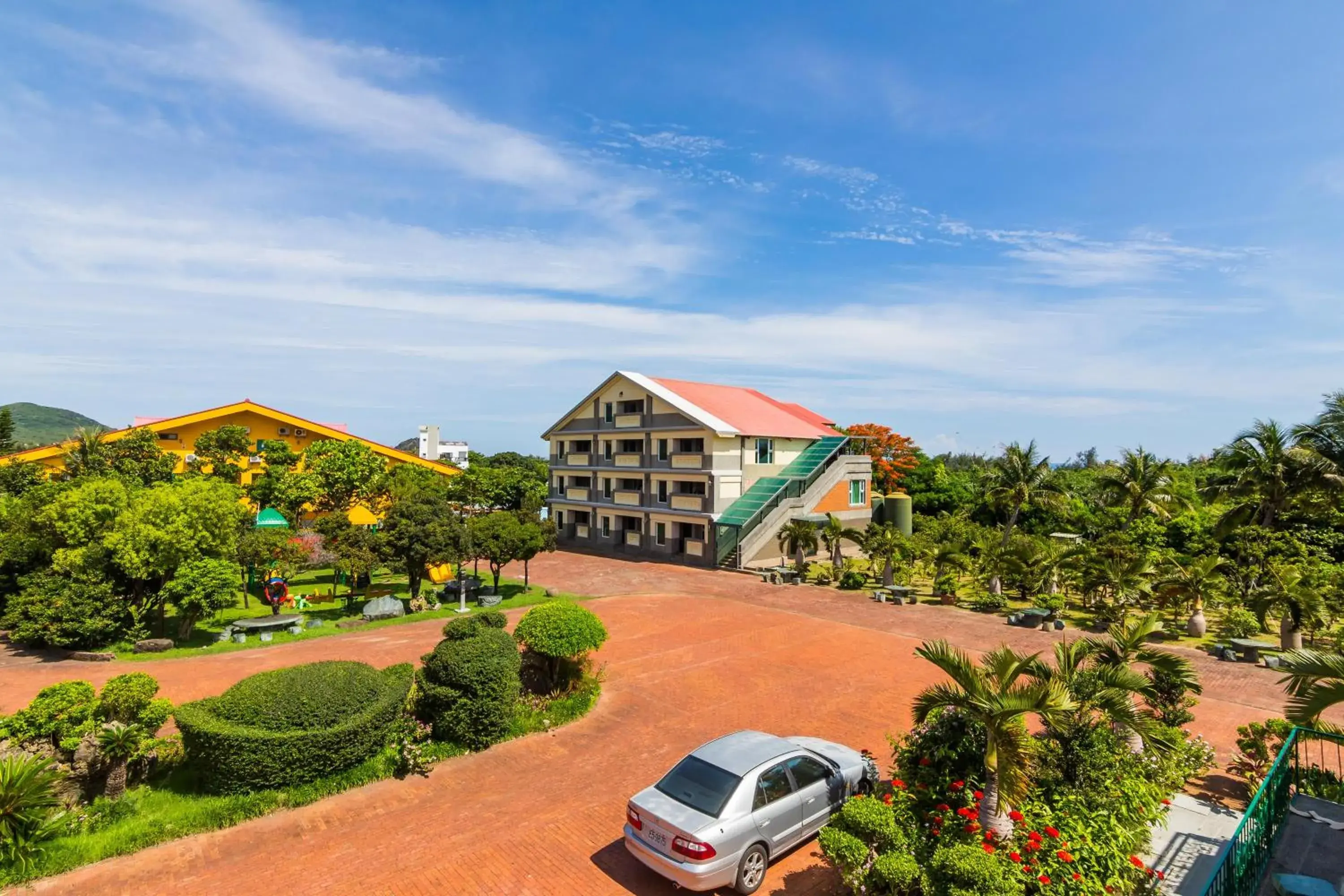 Property building in Kenting Maya-House B&B Property building in Kenting Maya-House B&B