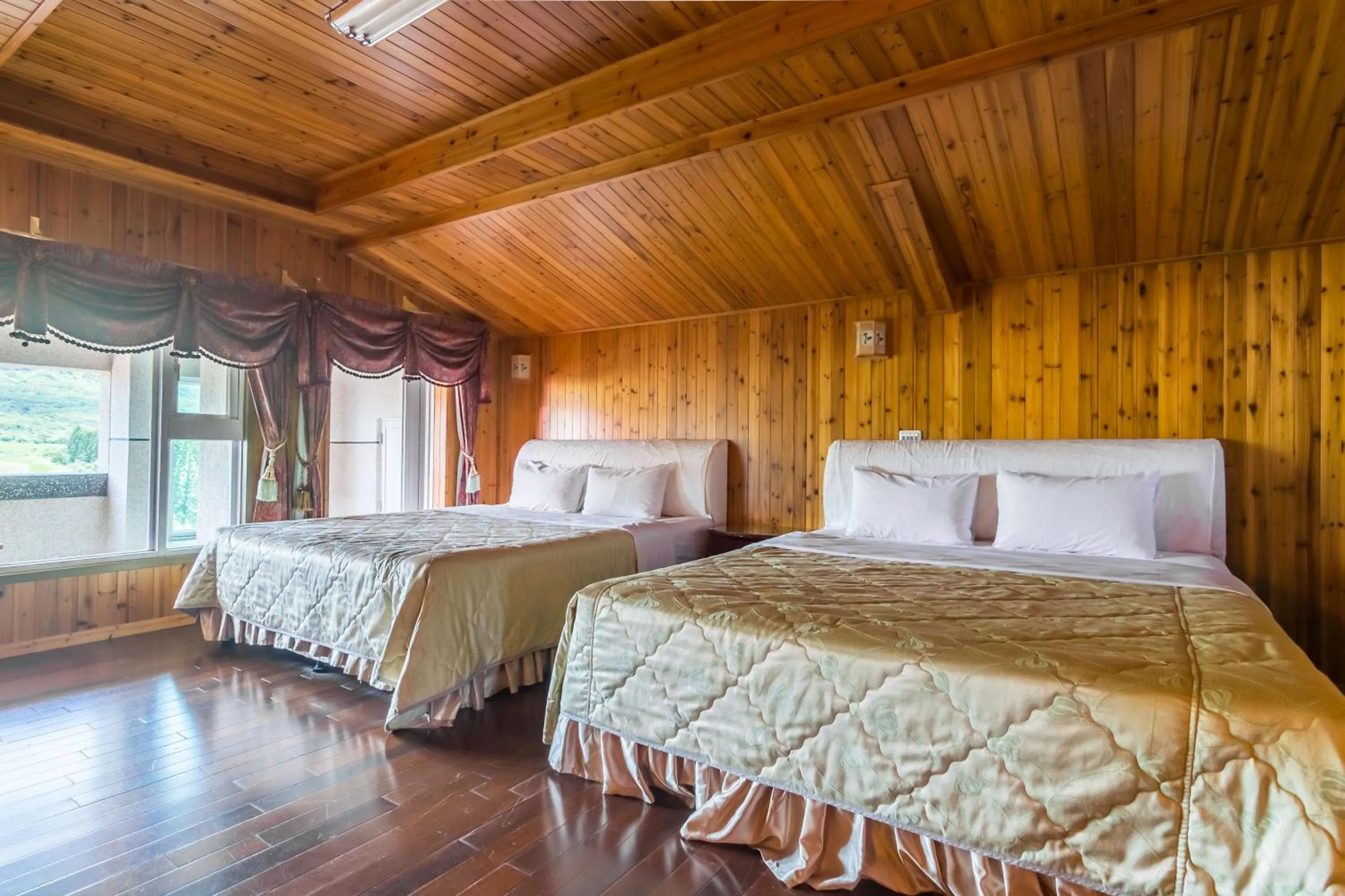 Bed in Kenting Maya-House B&B