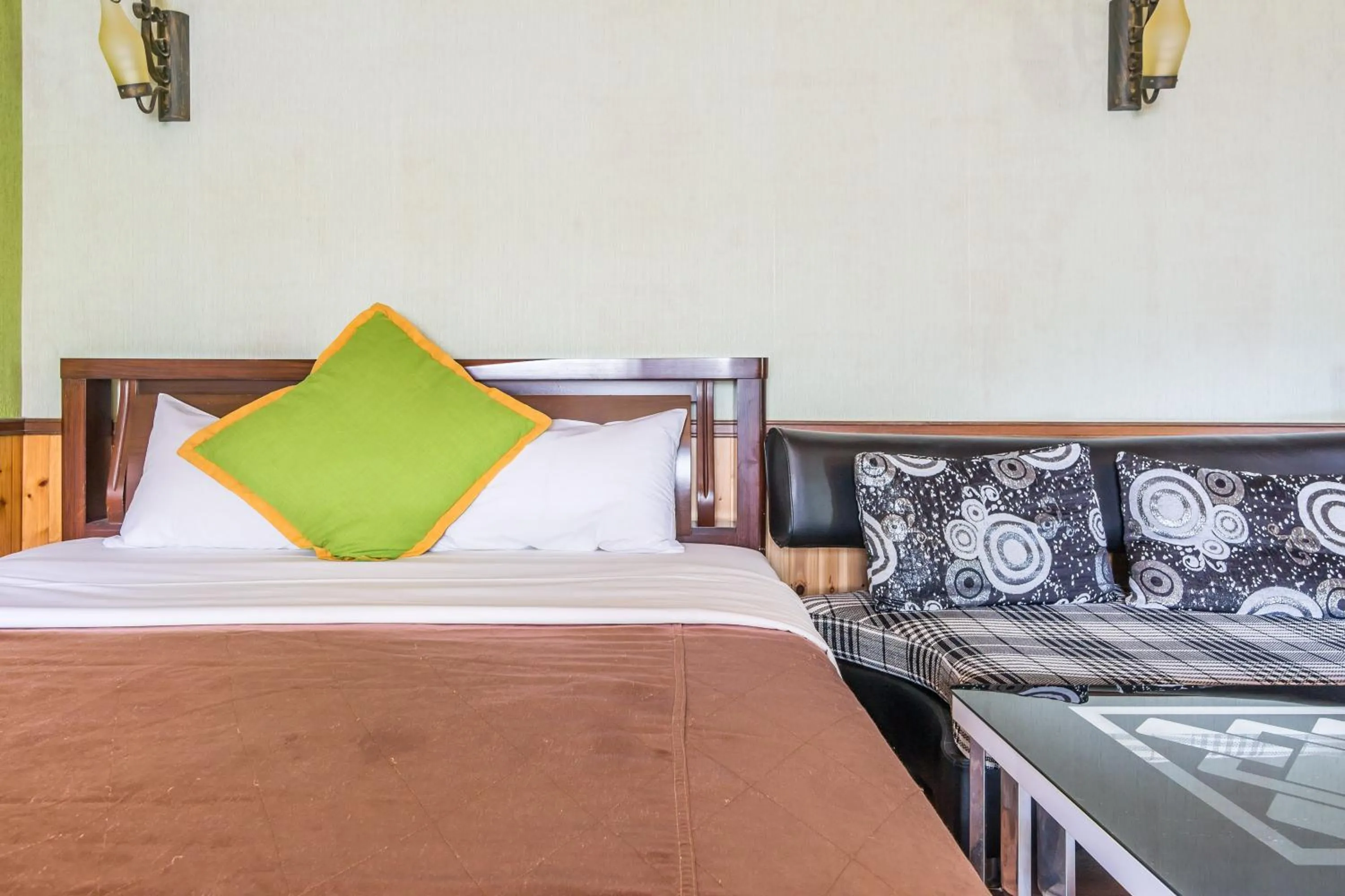 Bed in Kenting Maya-House B&B