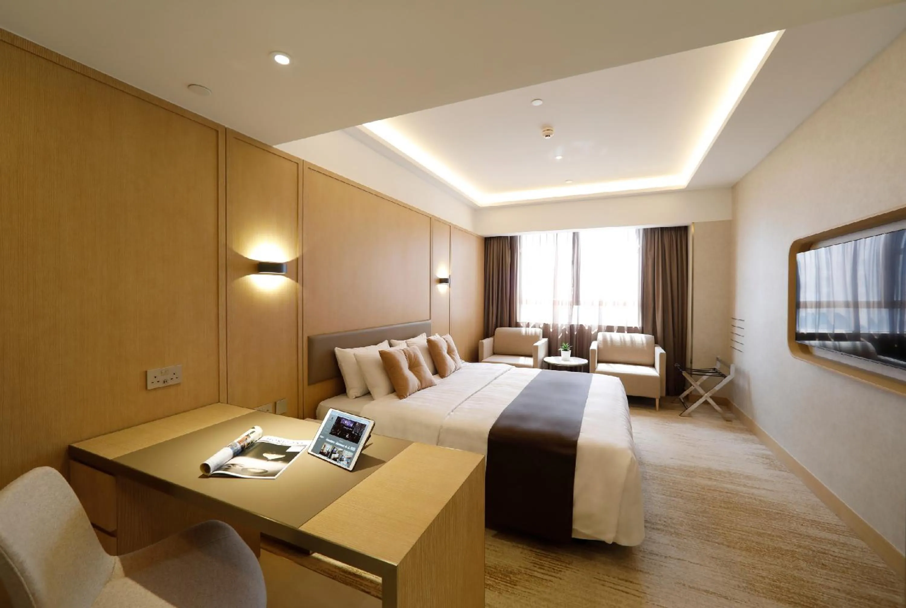 Bedroom, Bed in B P International