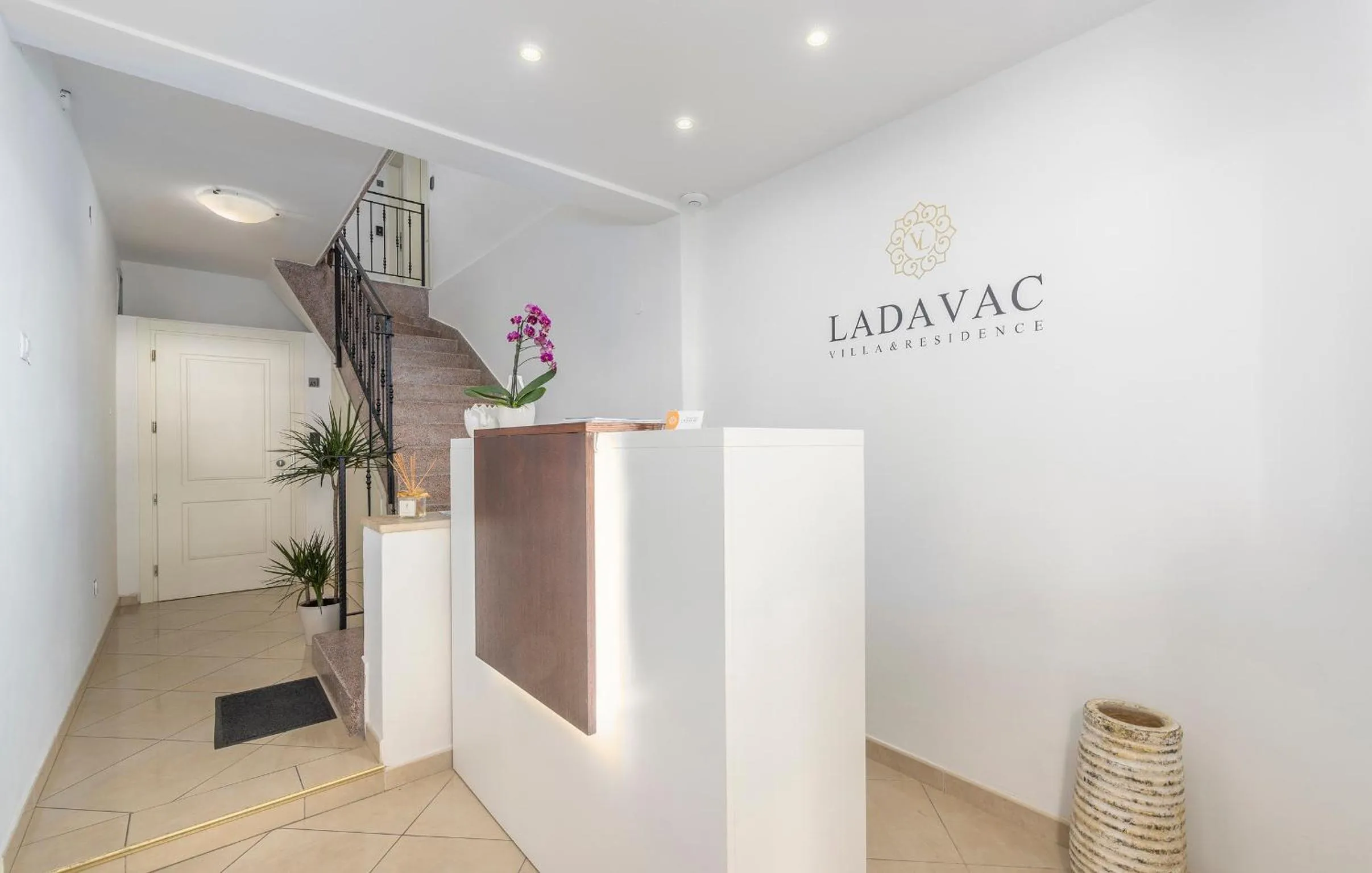 Villa Ladavac B&B
