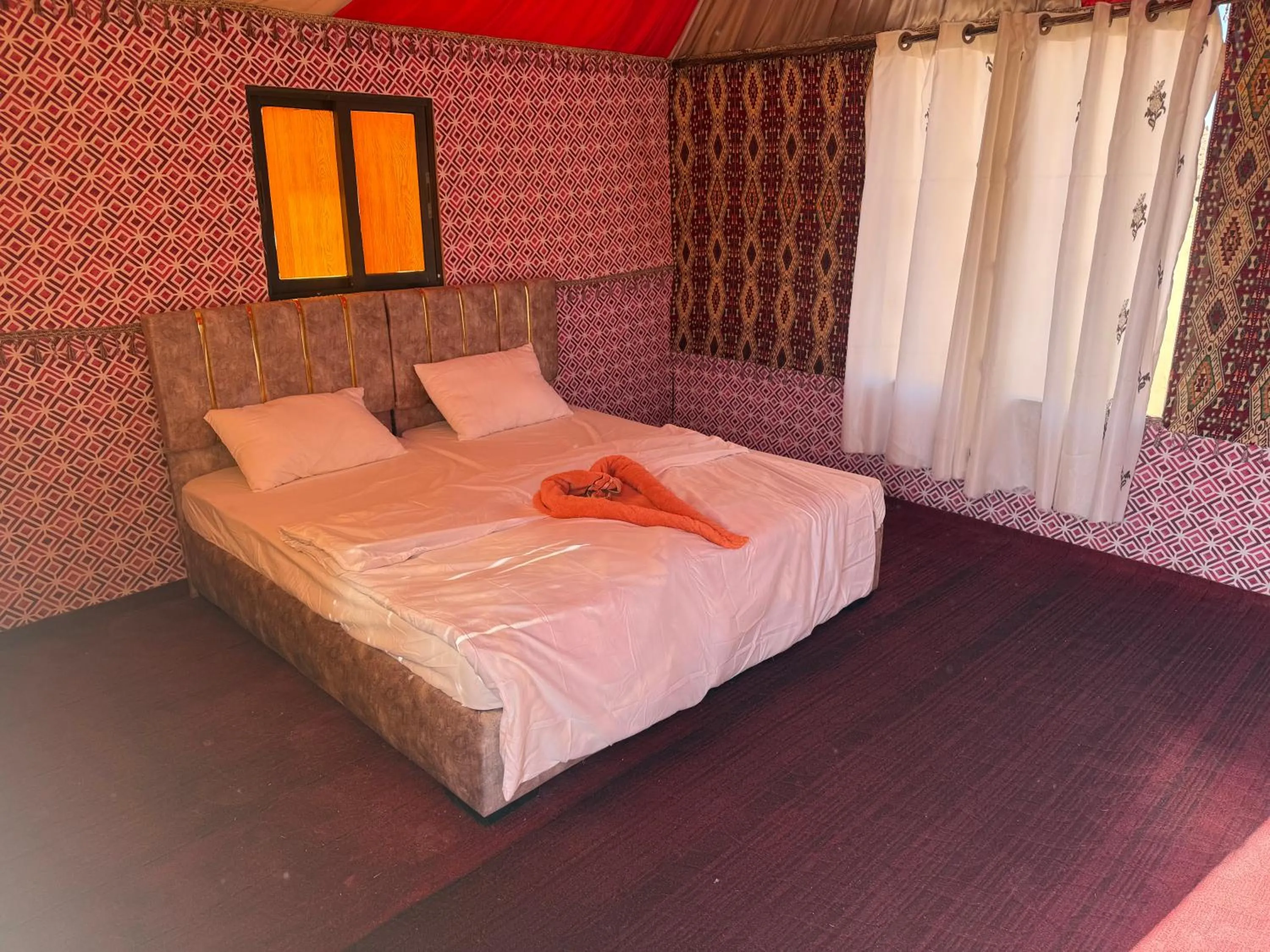Double or Twin Room with Private Bathroom in Wadi Rum Desert Stars Camp