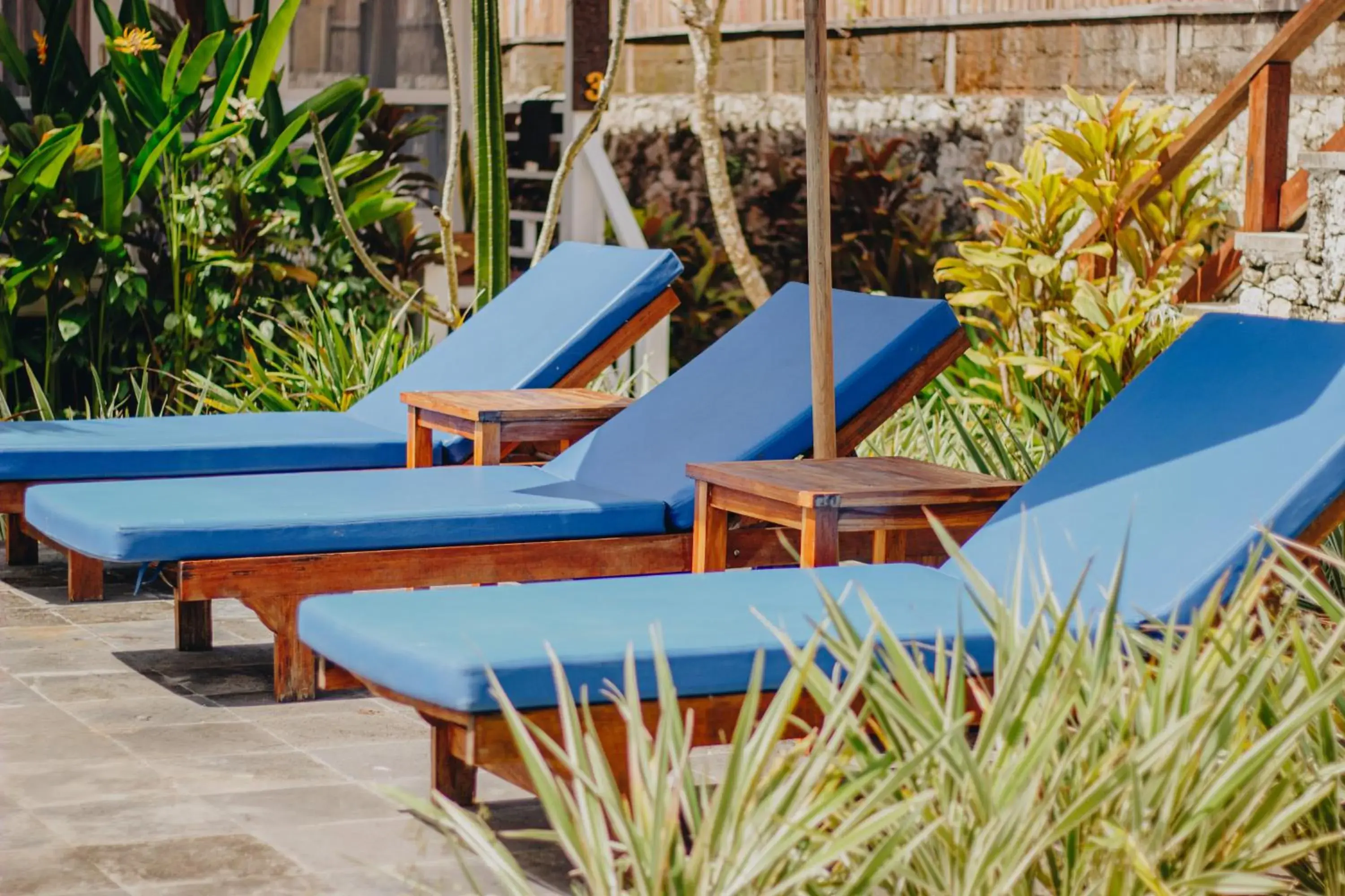 sunbed in Shrining Cottages Lembongan sunbed in Shrining Cottages Lembongan