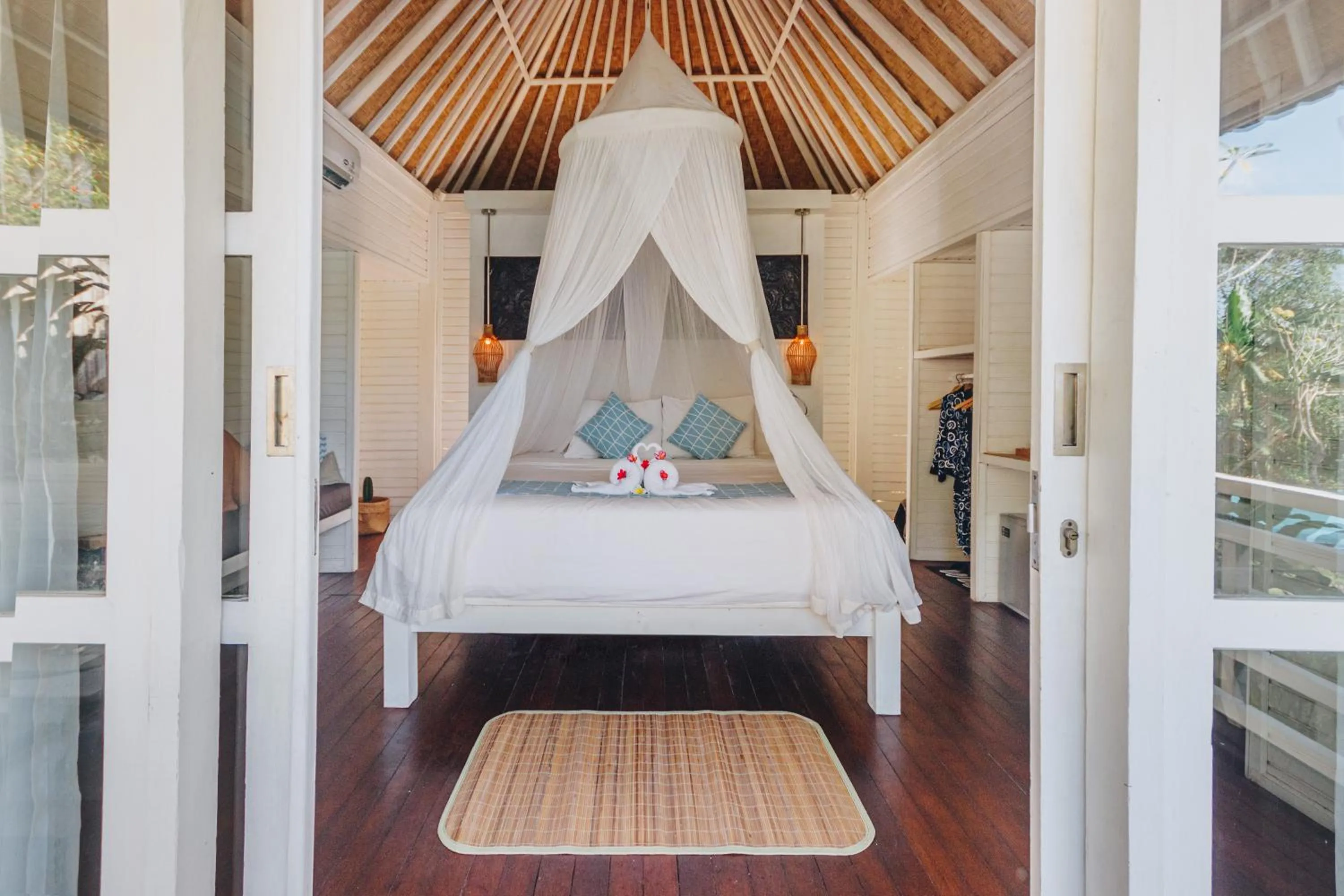 Bed in Shrining Cottages Lembongan