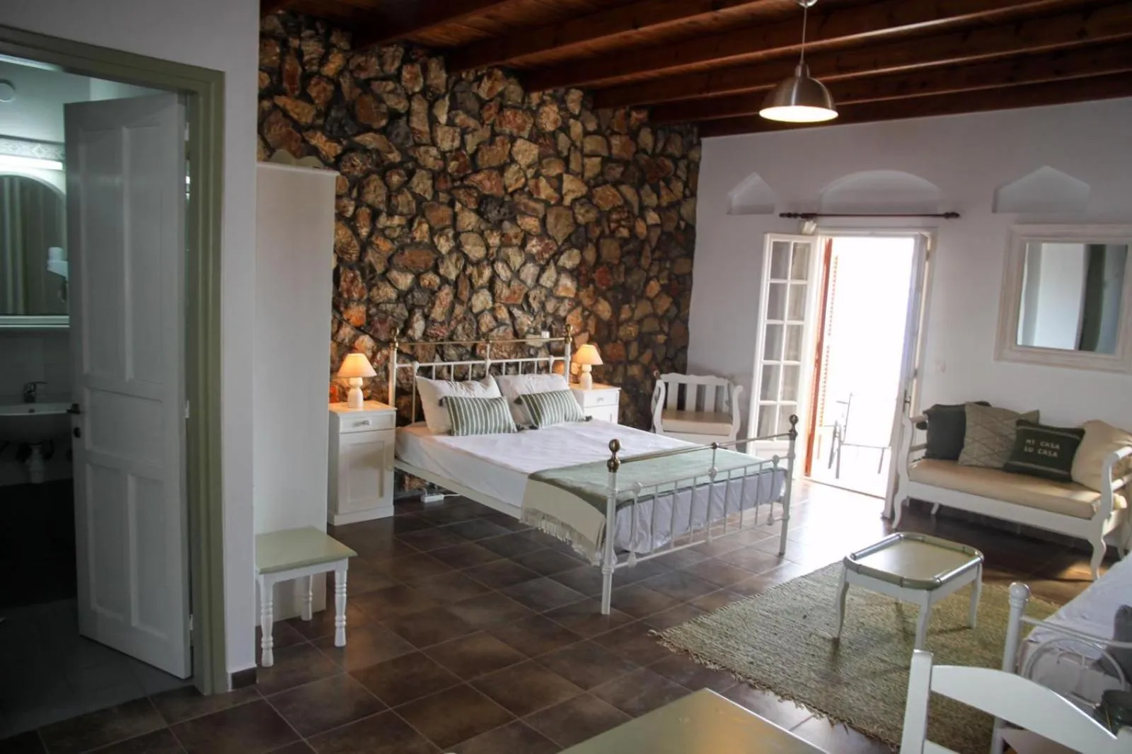 Bathroom, Bed in Vareladiko studios