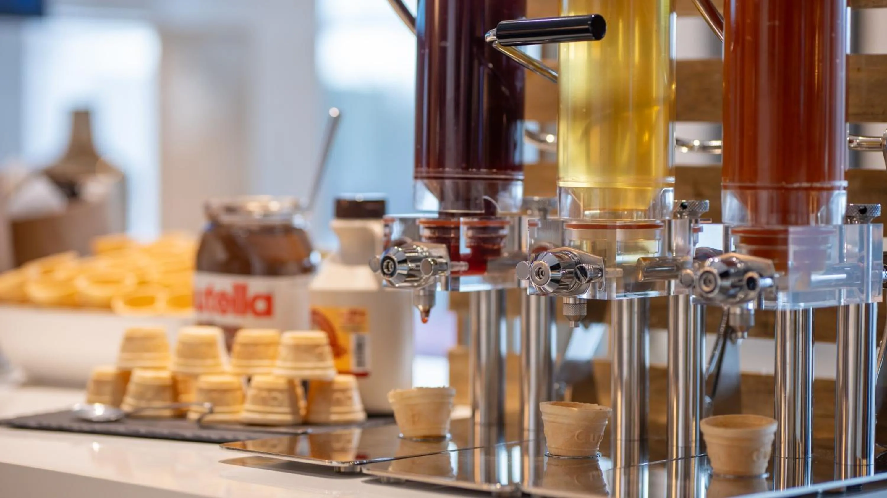 Breakfast in Holiday Inn Express Dijon by IHG