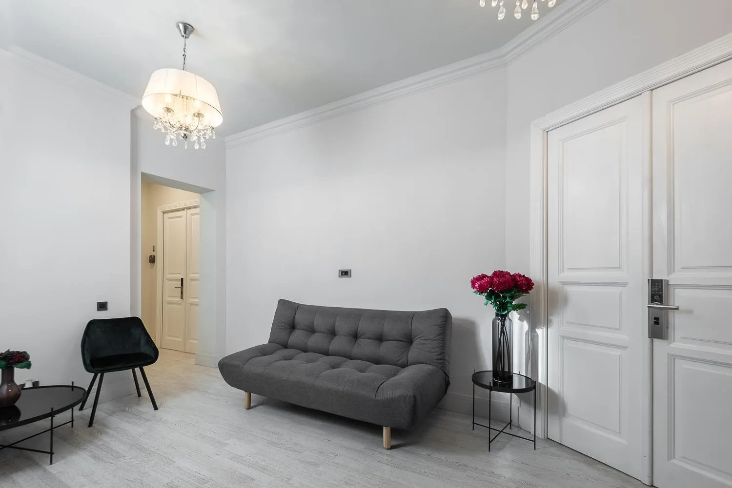 Communal lounge/ TV room in HIGHLINE DOWNTOWN ApartHotel OLDTOWN UNIRII SQUARE