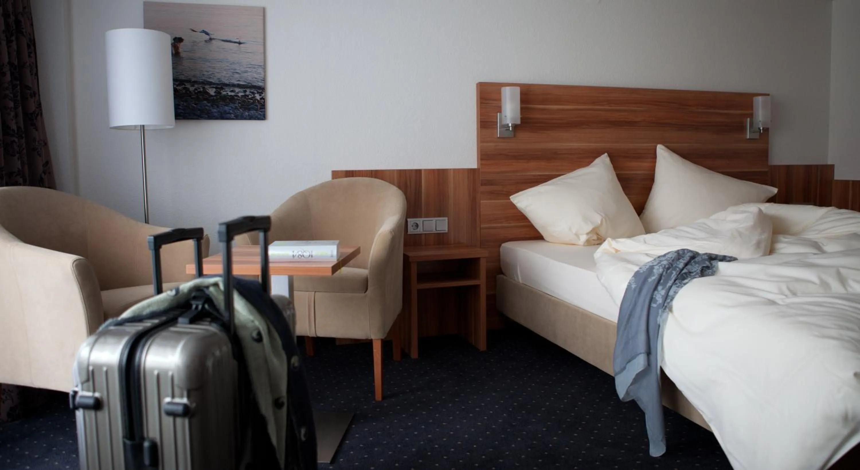 Photo of the whole room, Bed in Hotel Knaus am Hafen