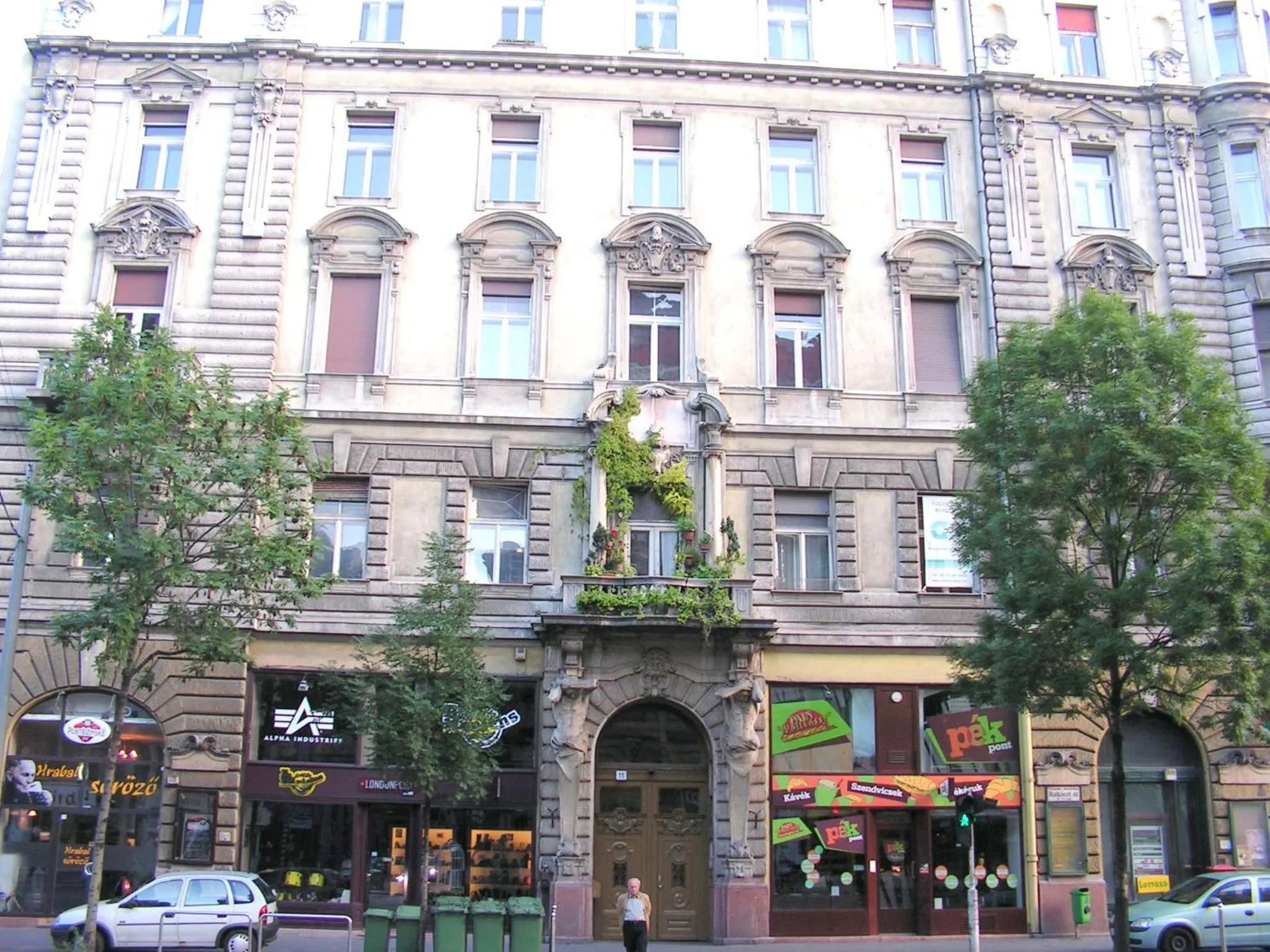 Nearby landmark in Sleepover City Center GuestRooms