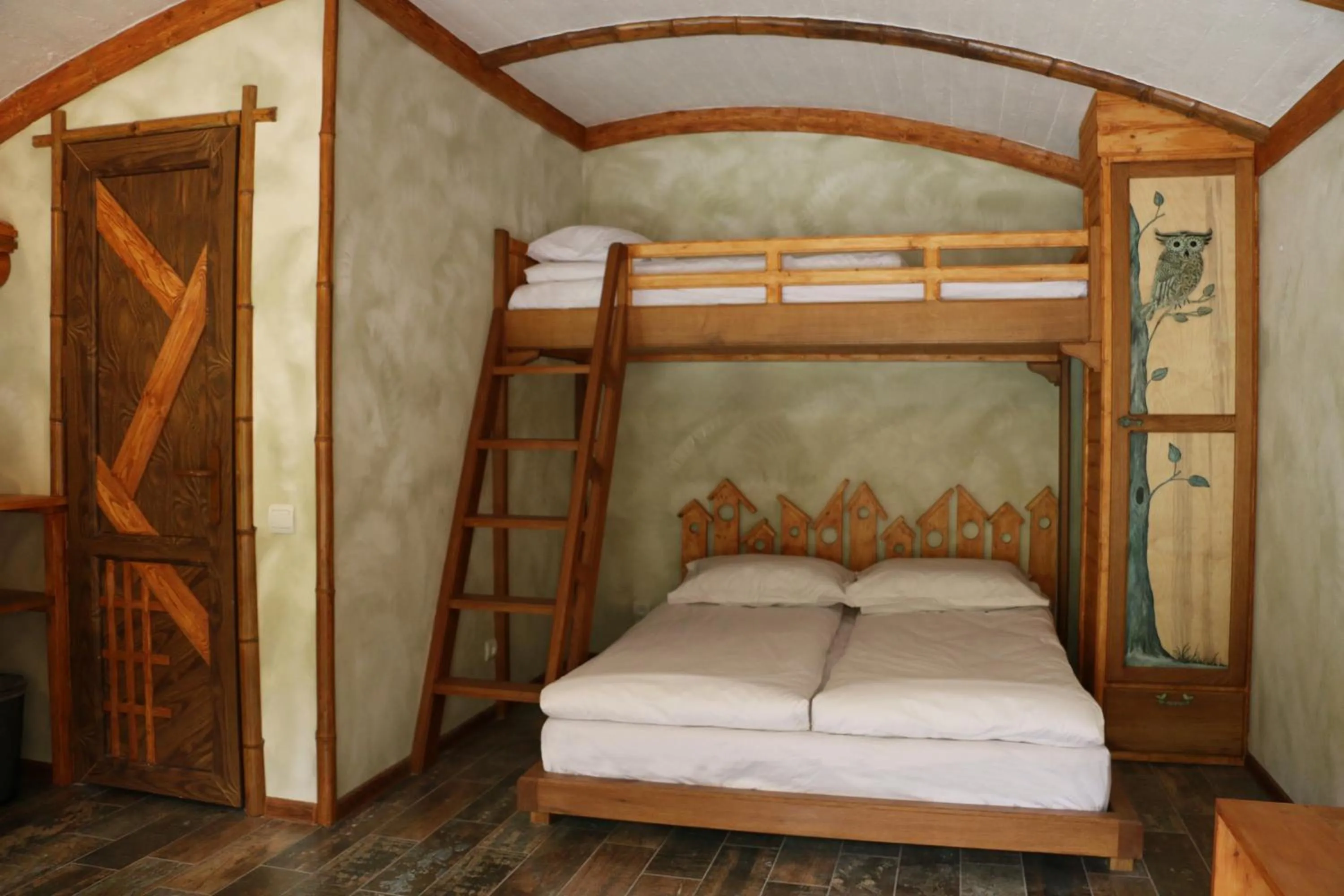 bunk bed, Bed in Cozy House